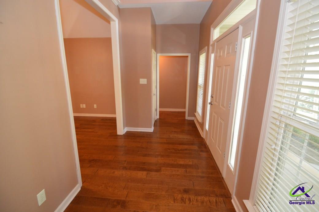 519 Grove Lane