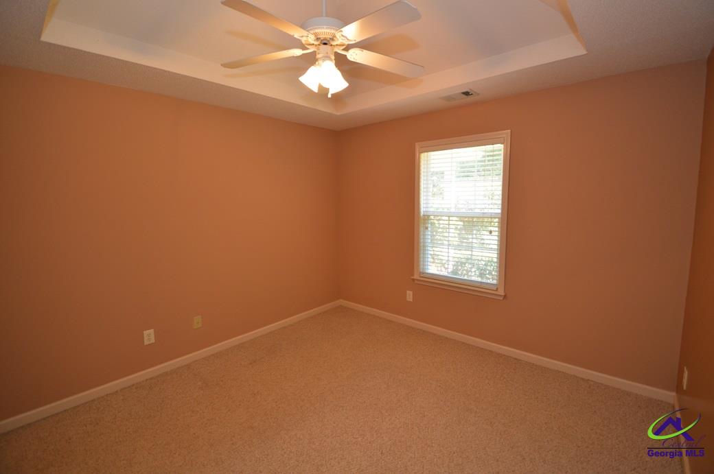519 Grove Lane
