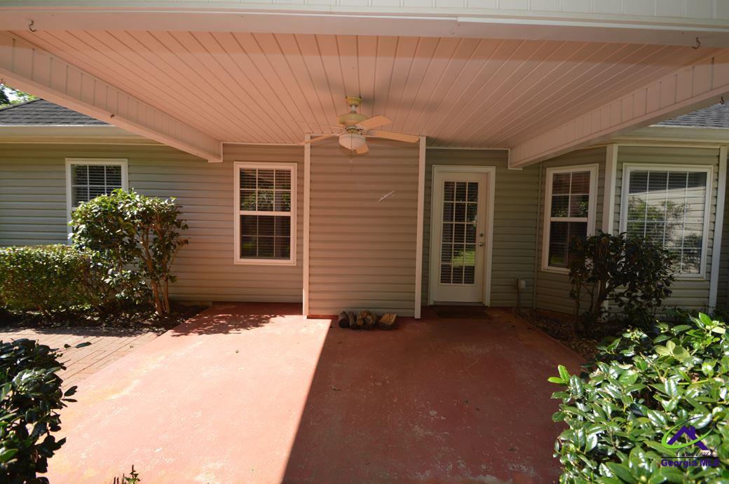 519 Grove Lane