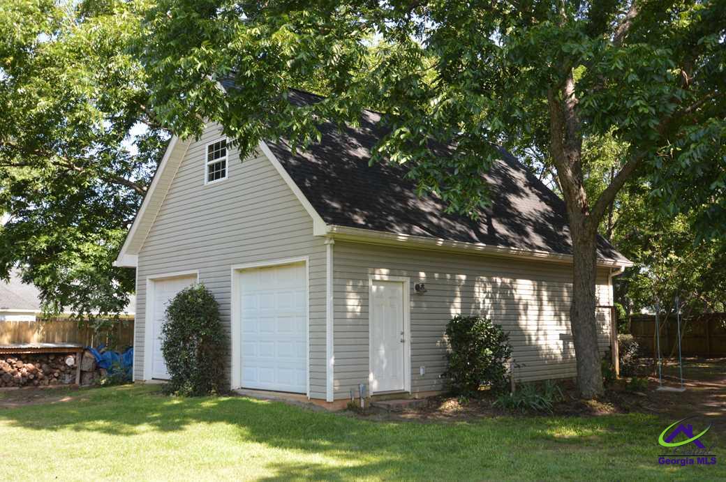 519 Grove Lane