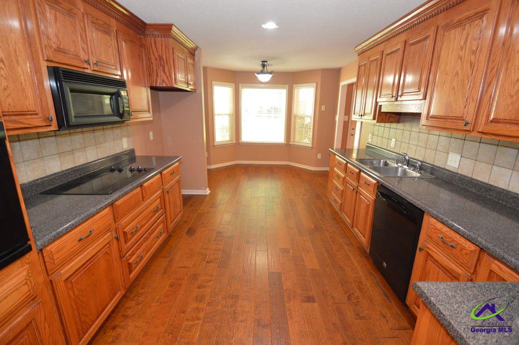 519 Grove Lane