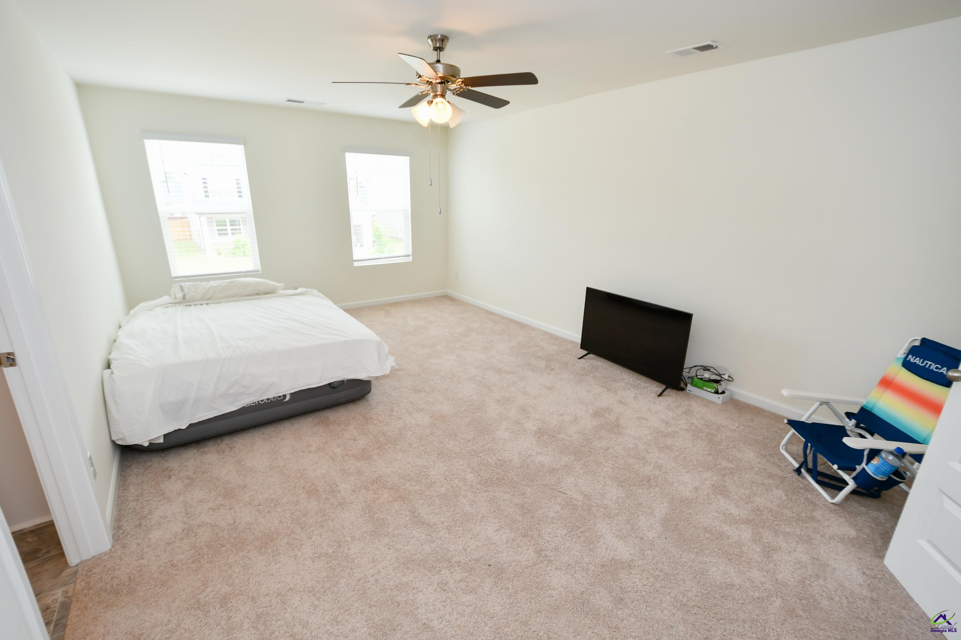 111 Farmers Way