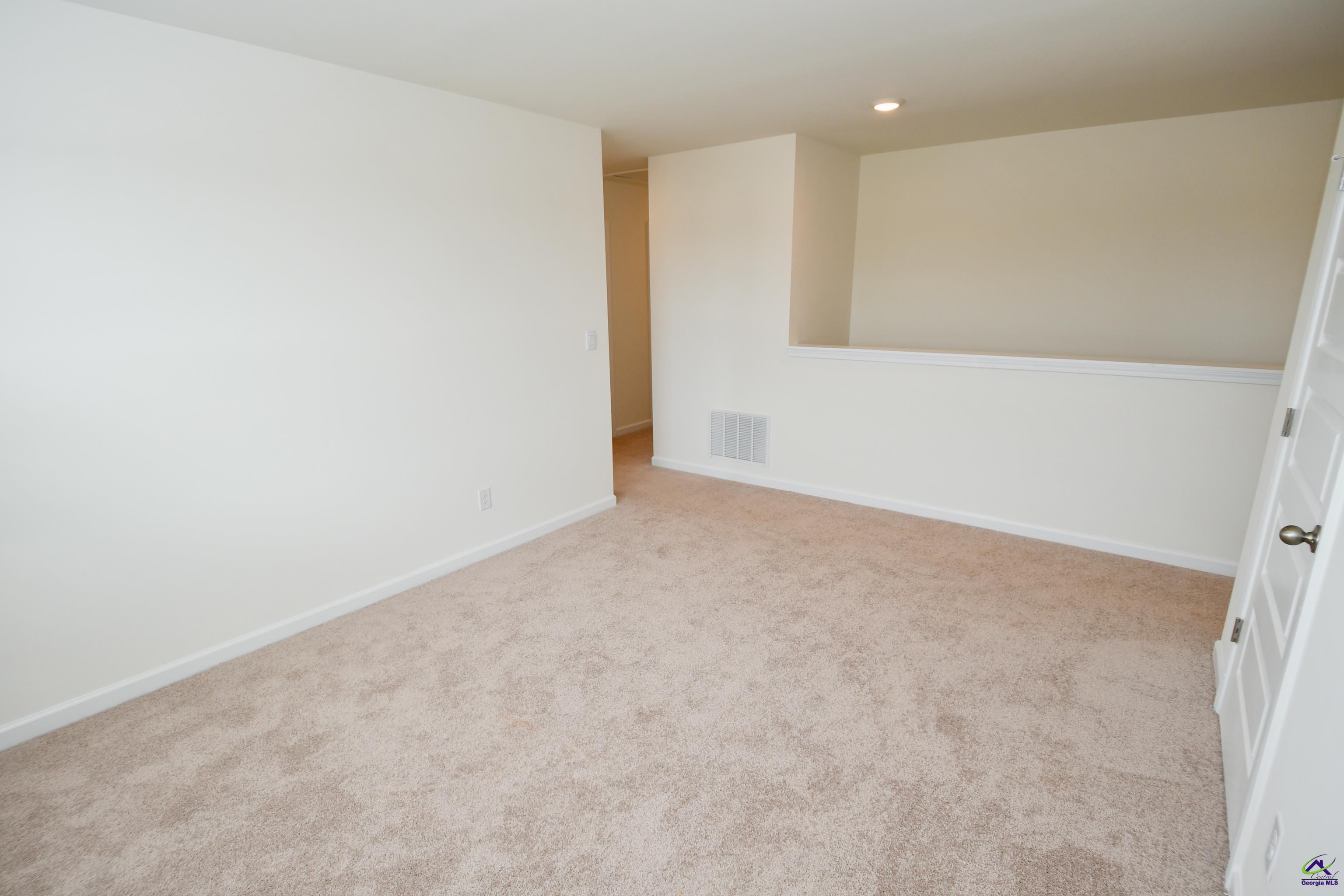 111 Farmers Way