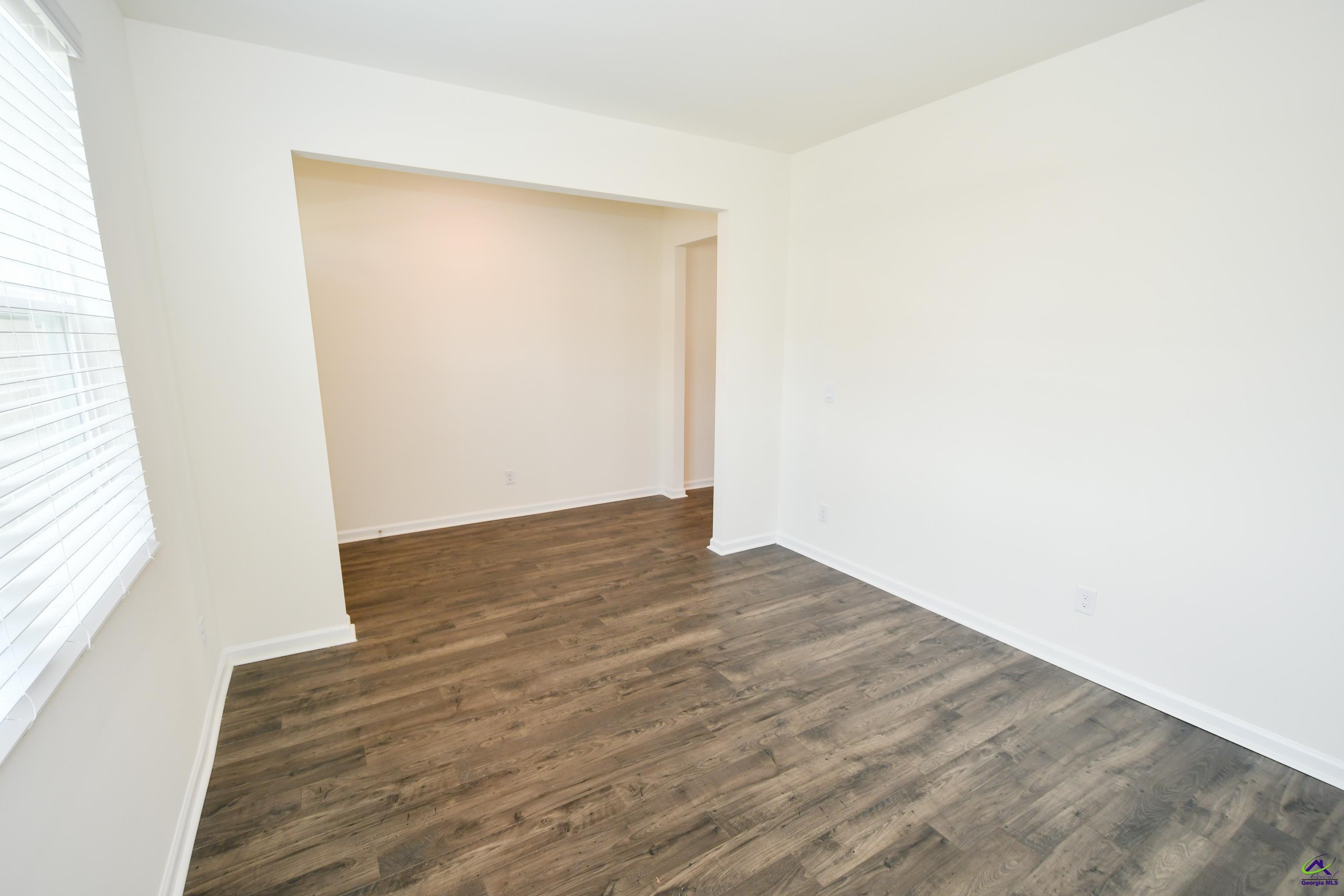 111 Farmers Way