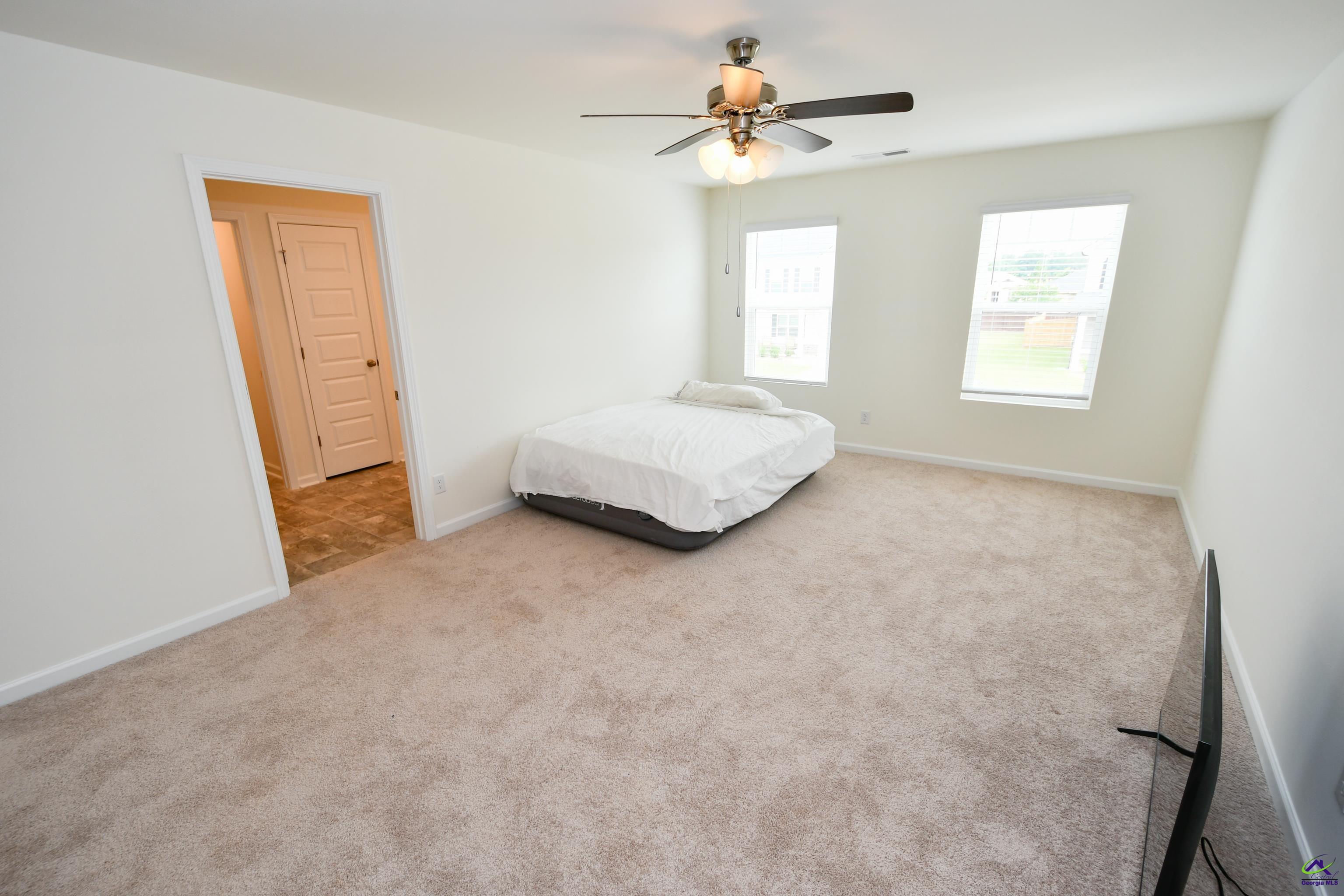 111 Farmers Way