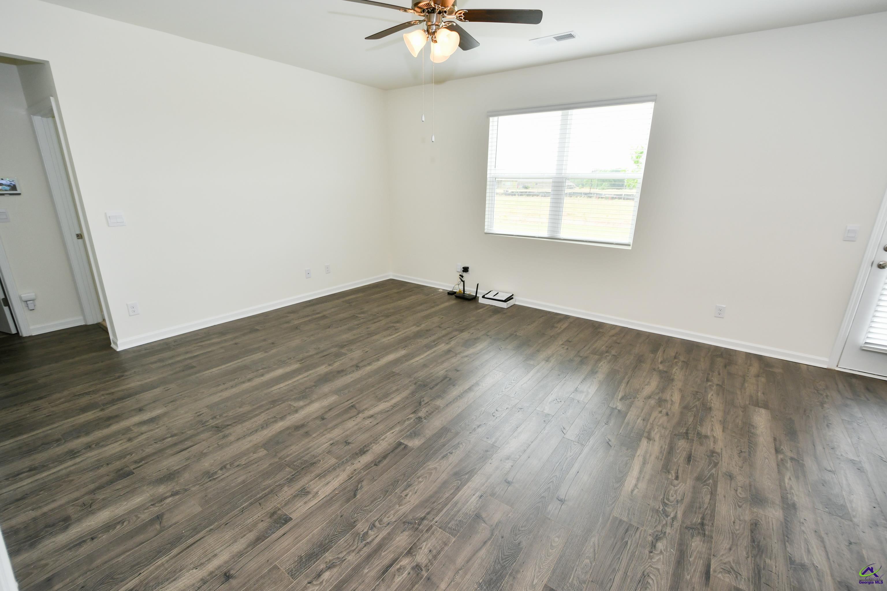 111 Farmers Way
