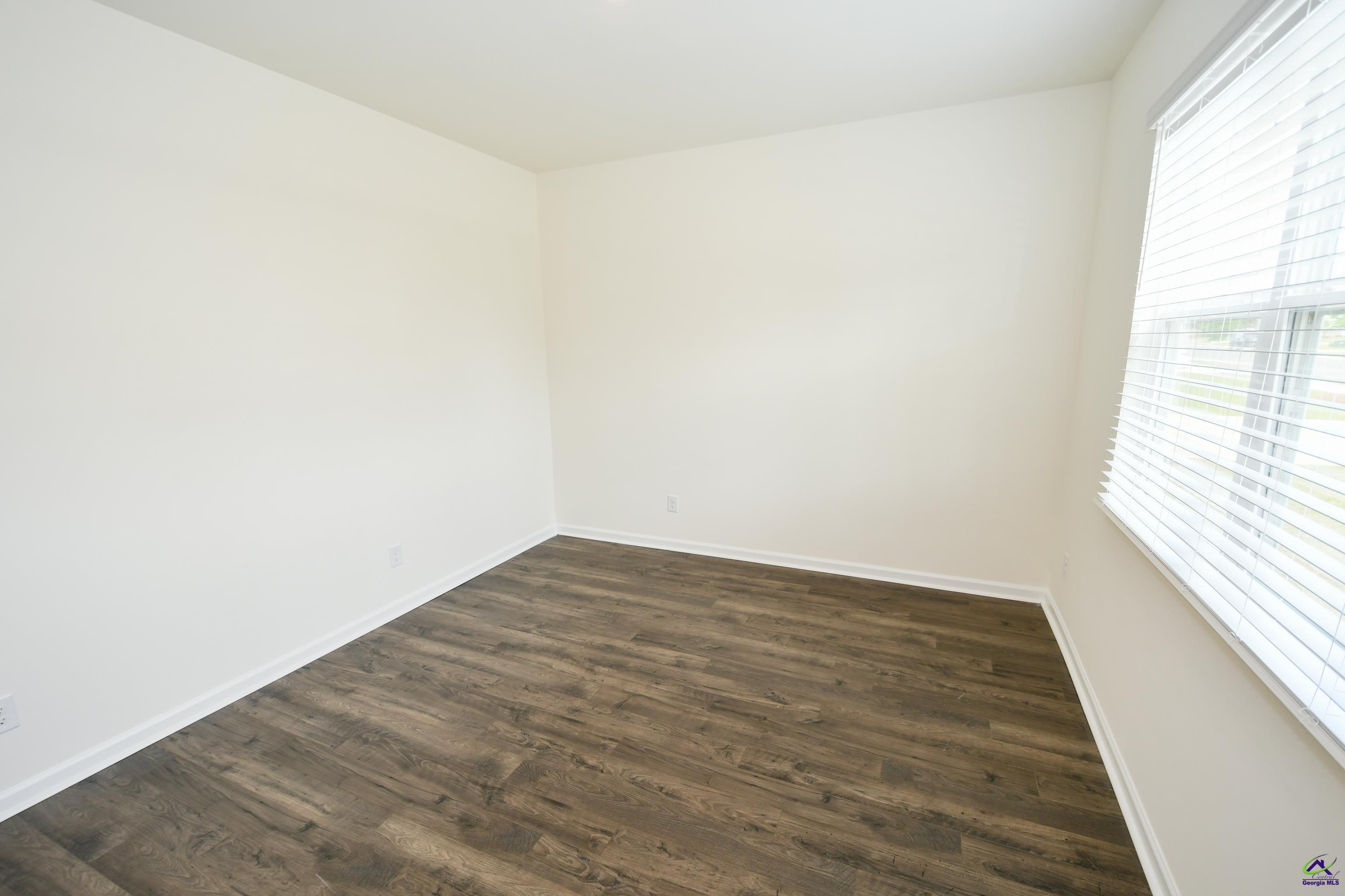 111 Farmers Way