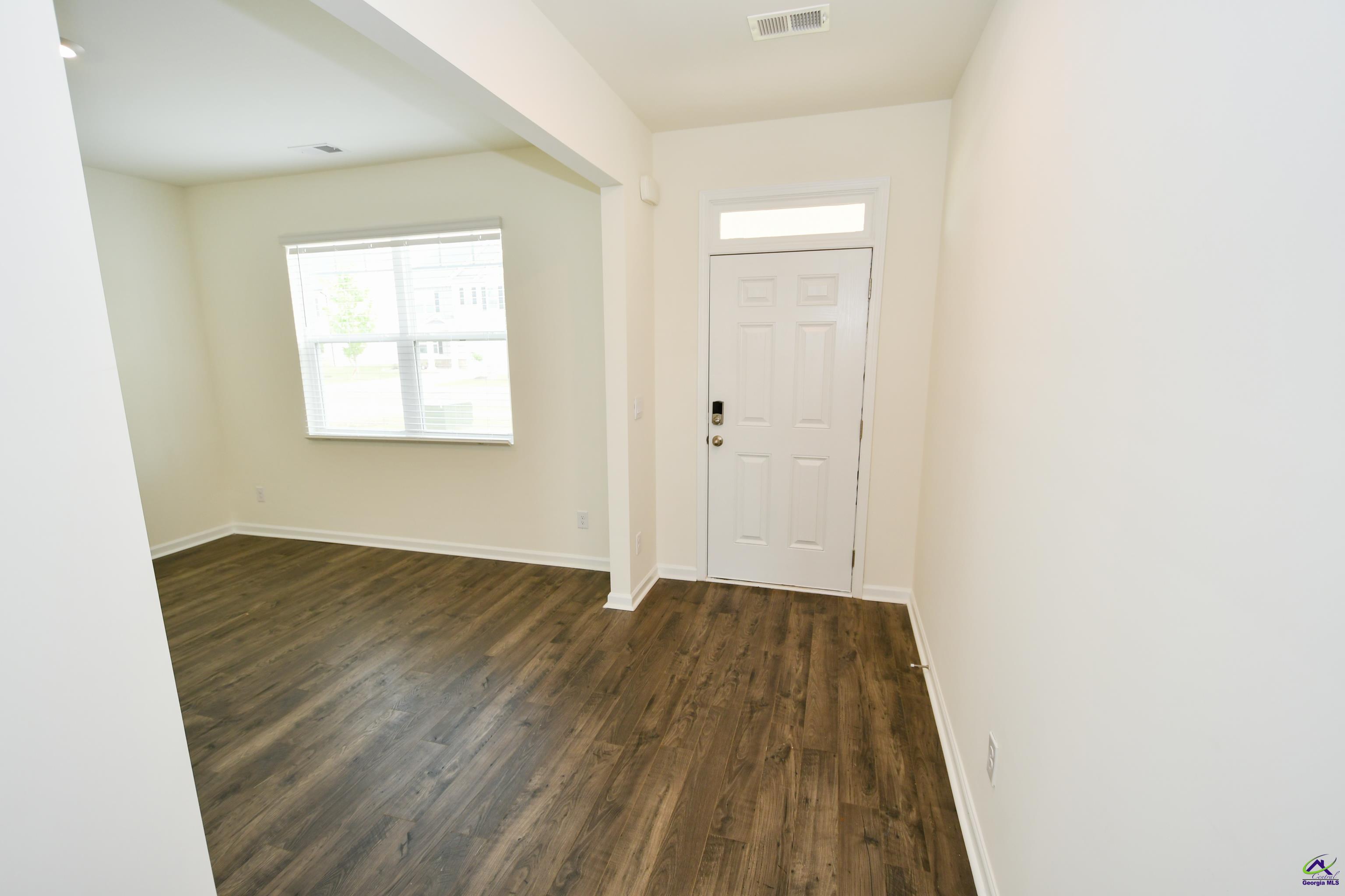 111 Farmers Way