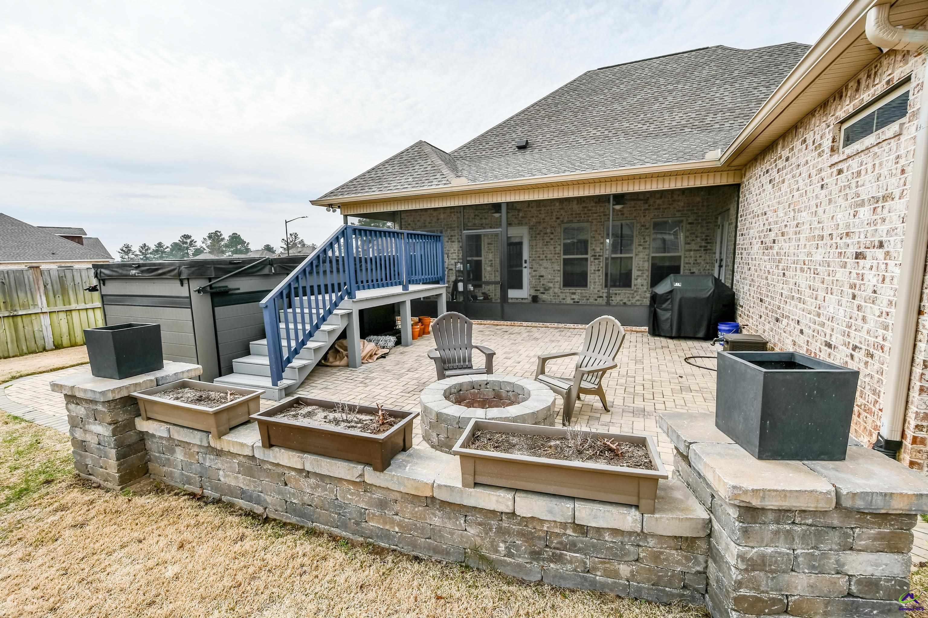 104 Ferruginous Court