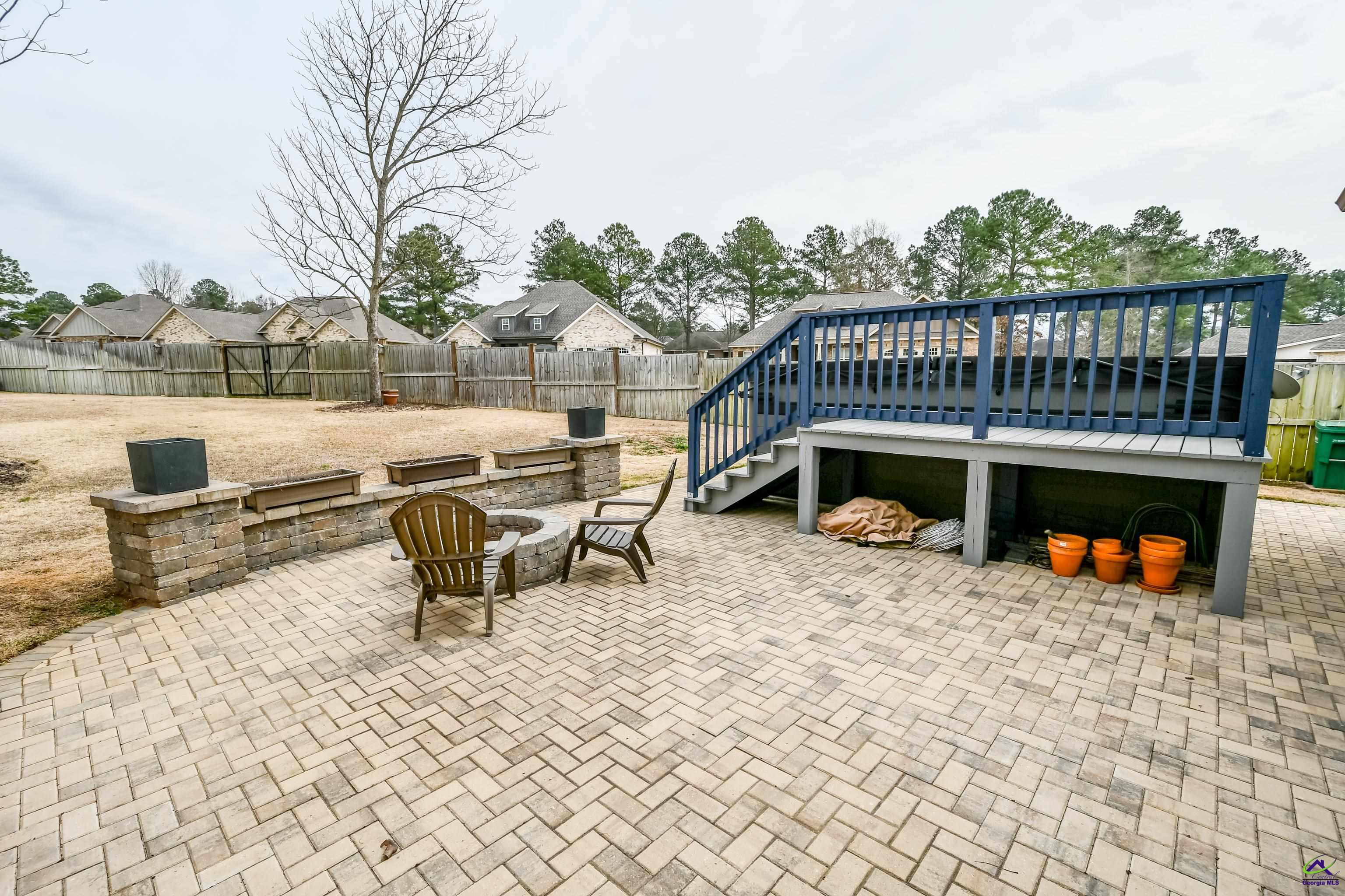 104 Ferruginous Court