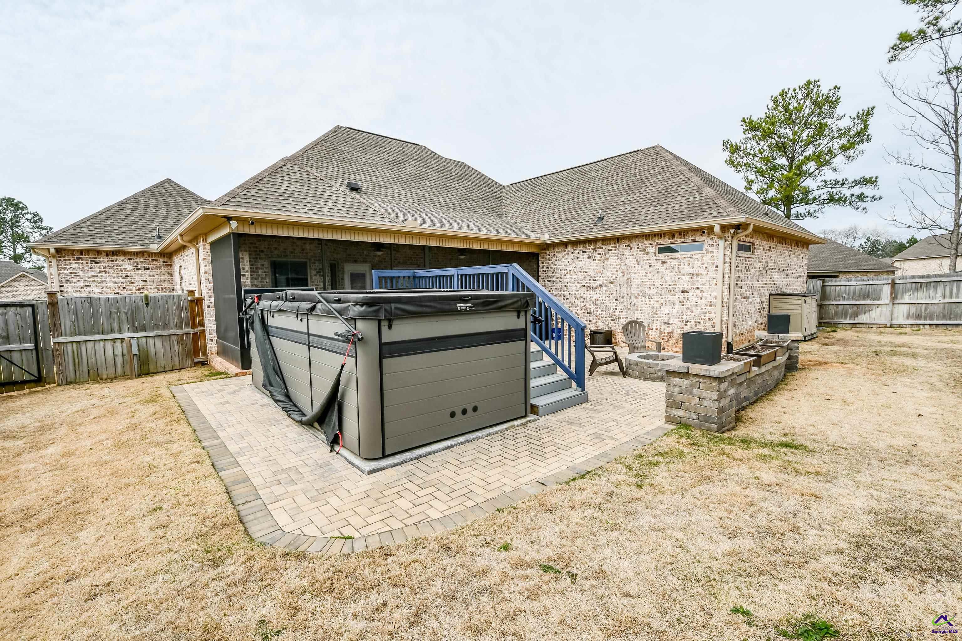 104 Ferruginous Court