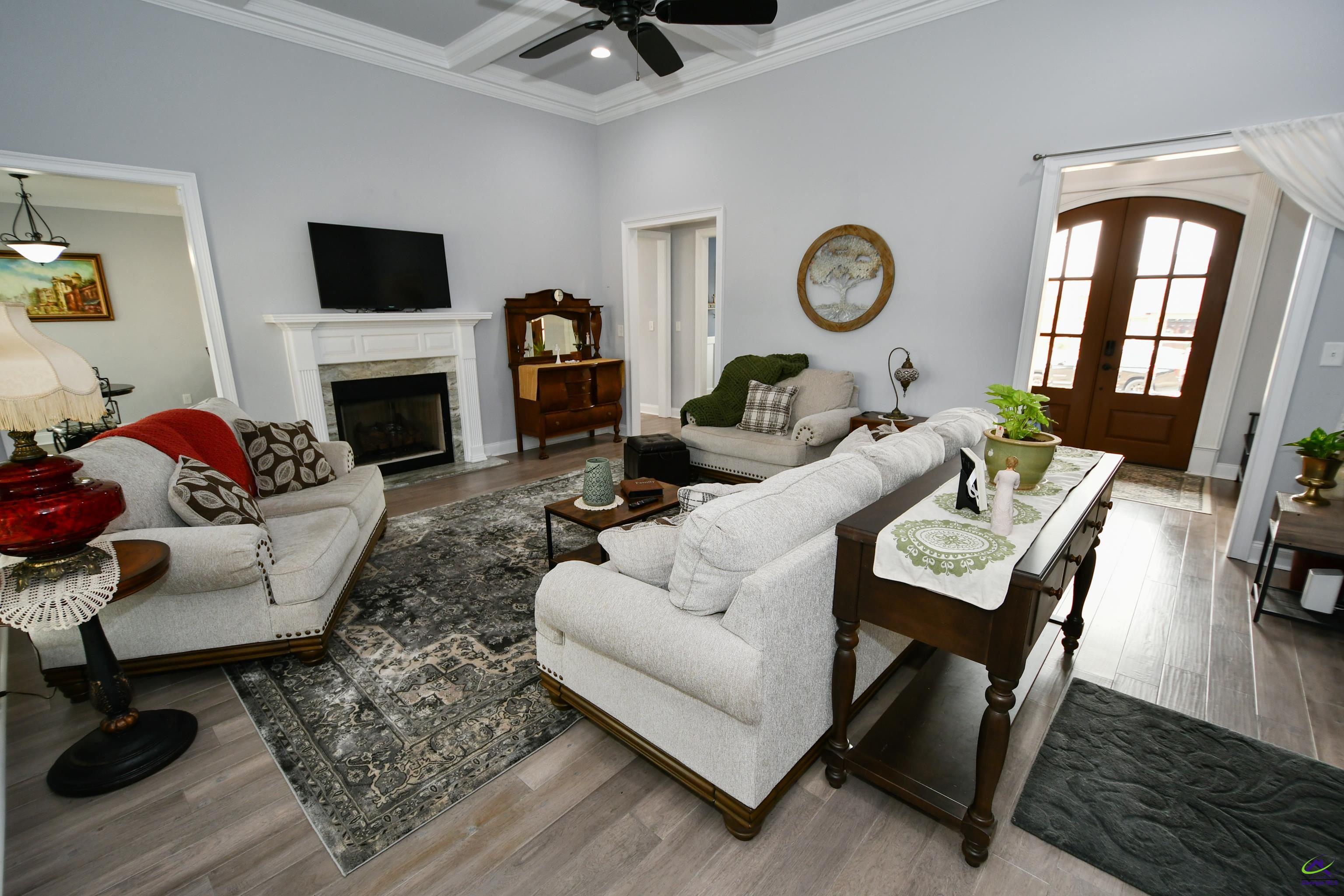 104 Ferruginous Court