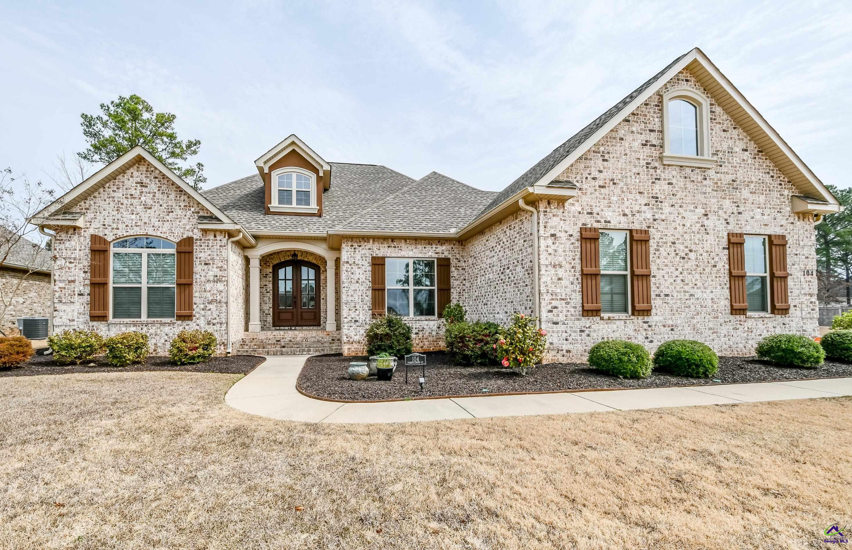 104 Ferruginous Court