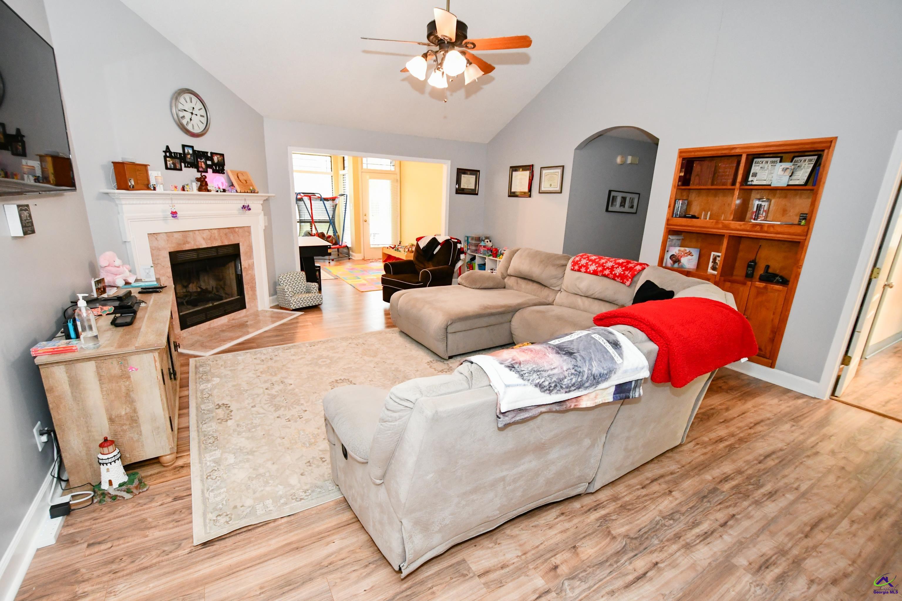 105 Covey Point