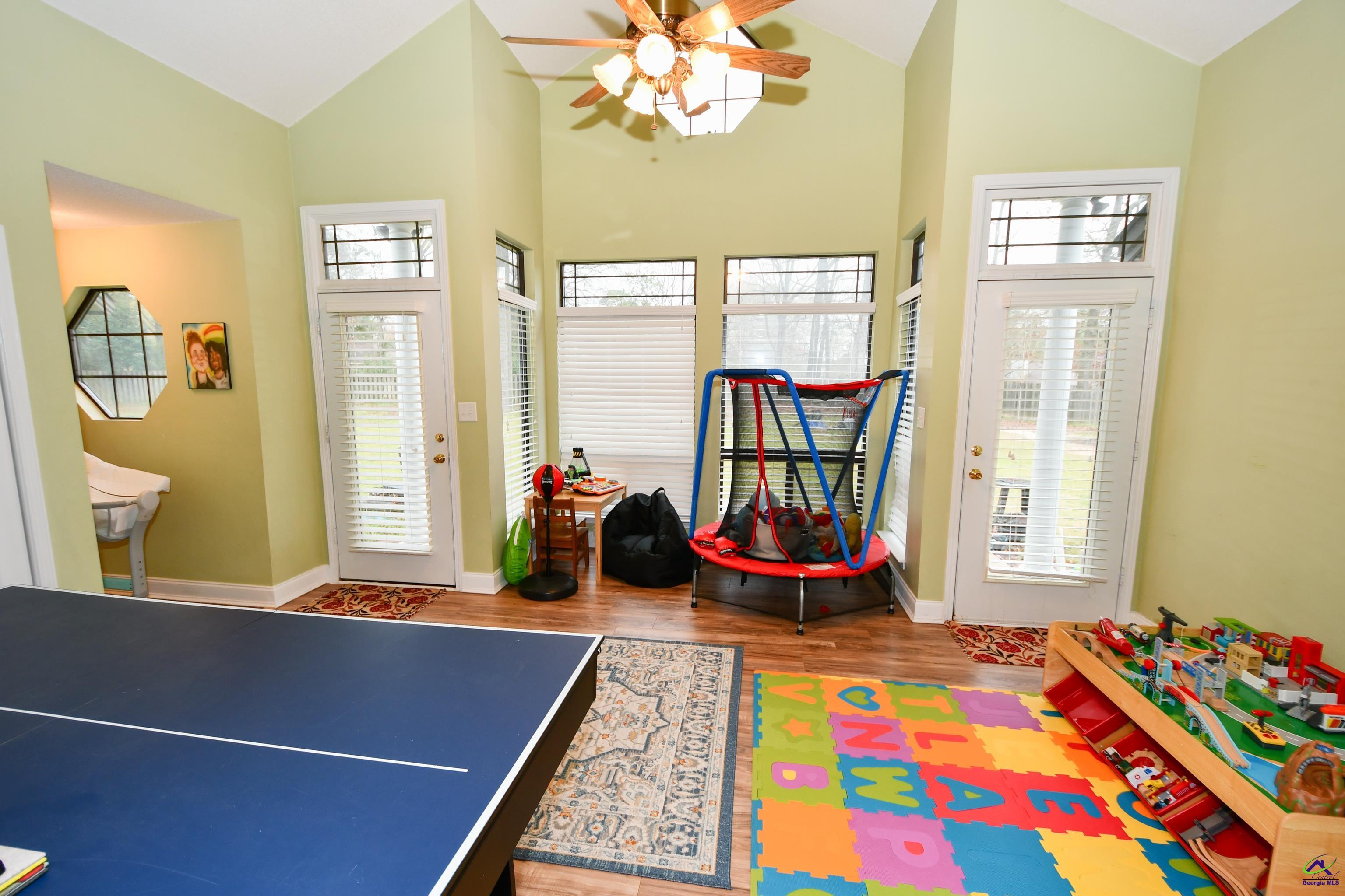 105 Covey Point