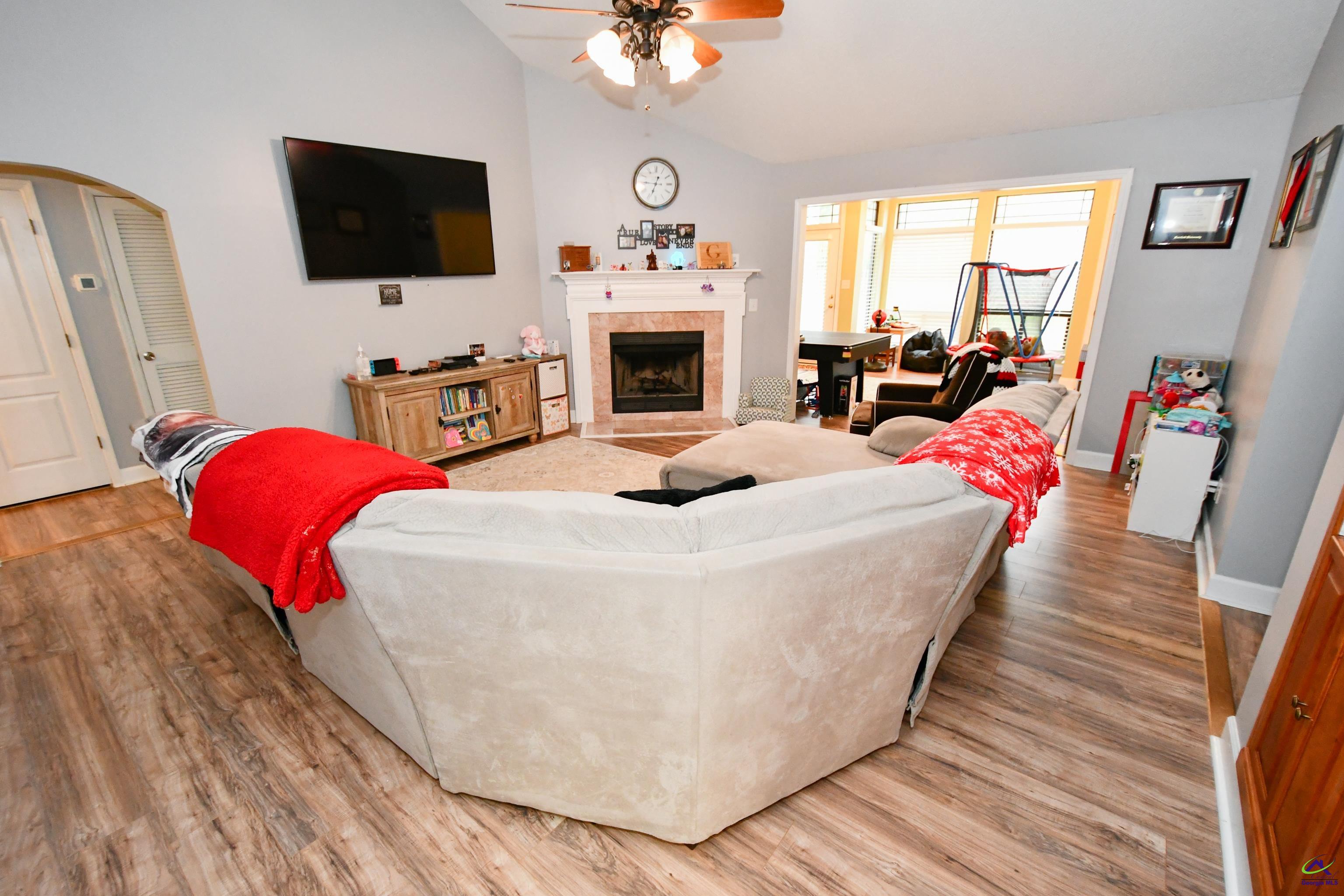 105 Covey Point