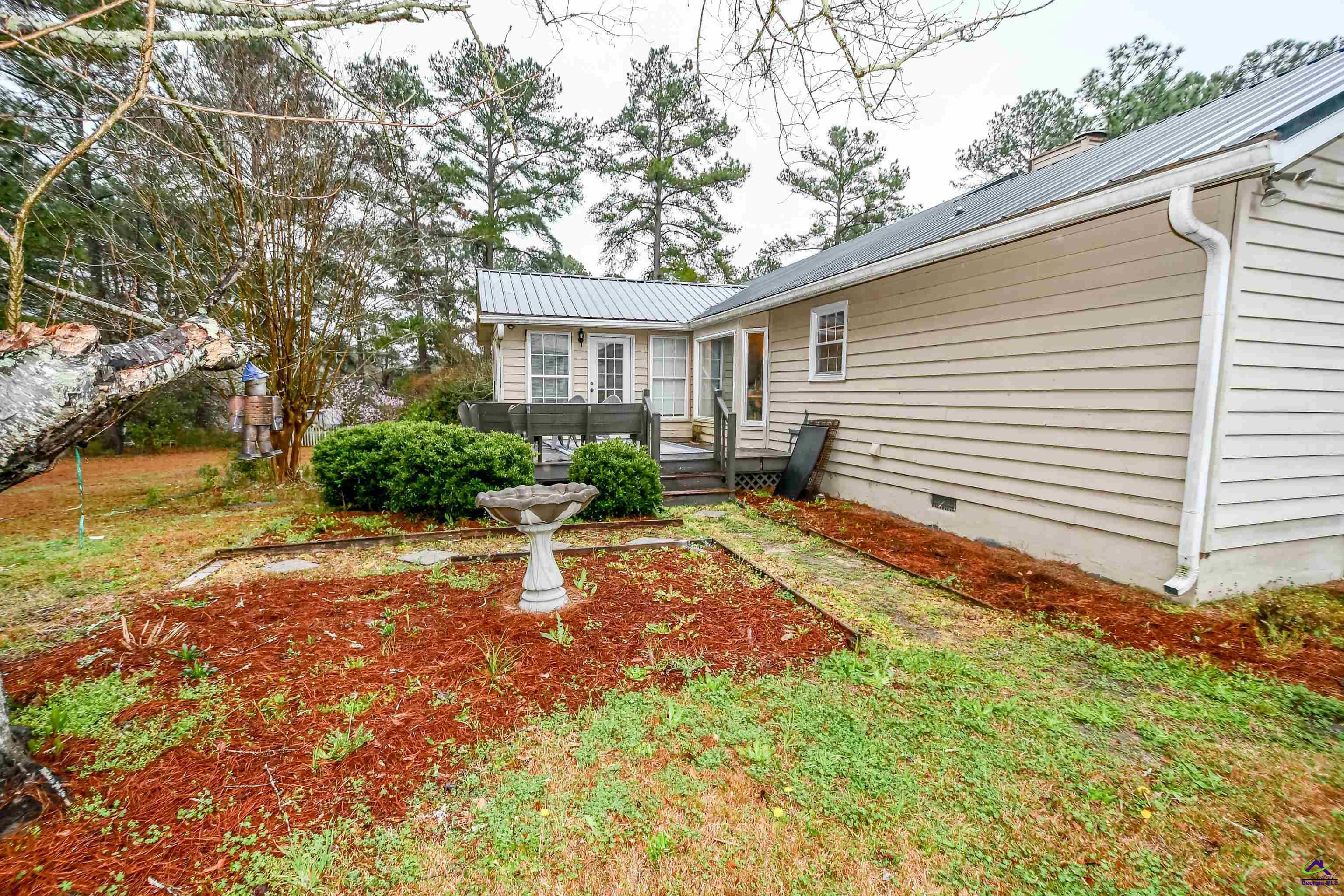 127 Country Club Circle