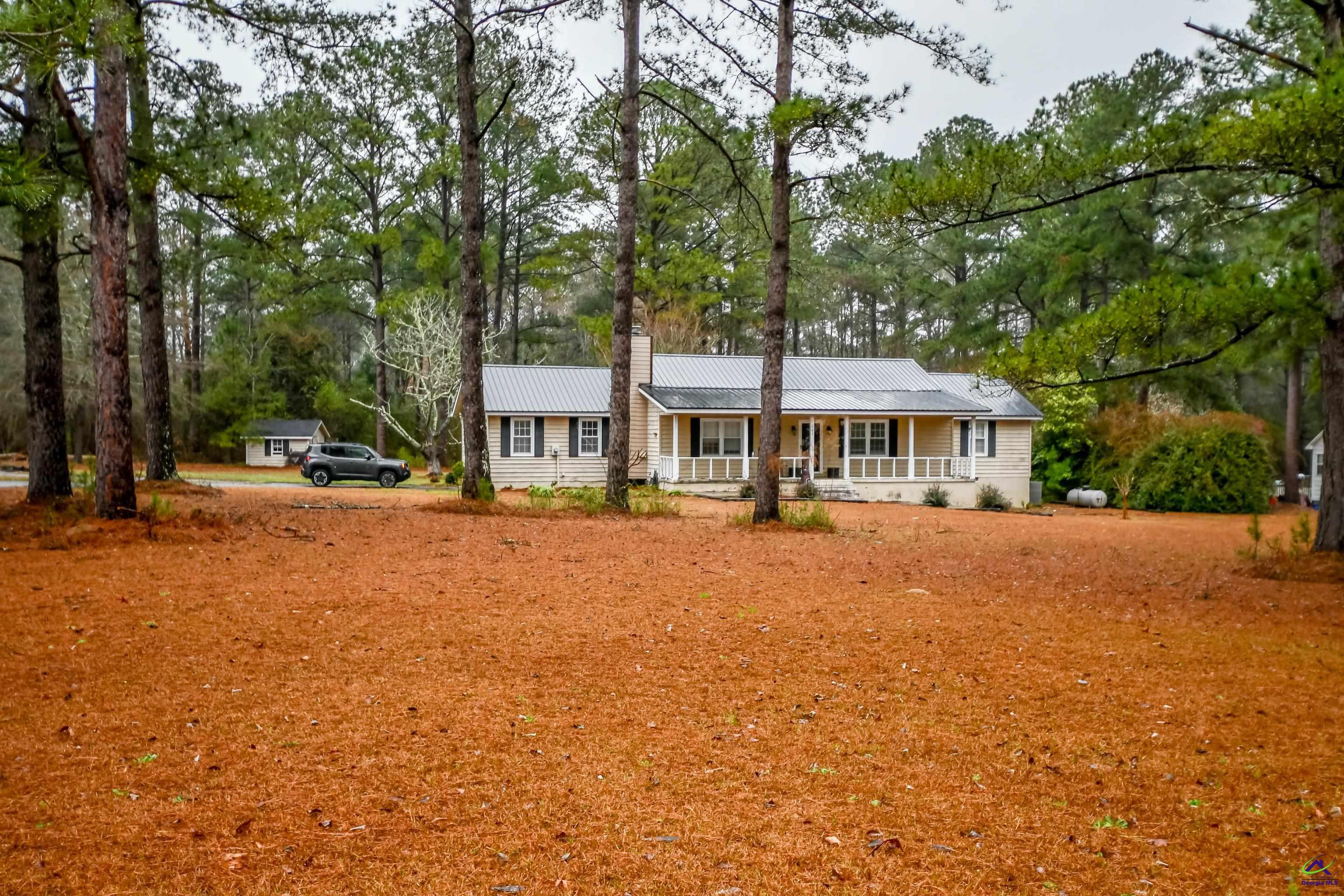 127 Country Club Circle