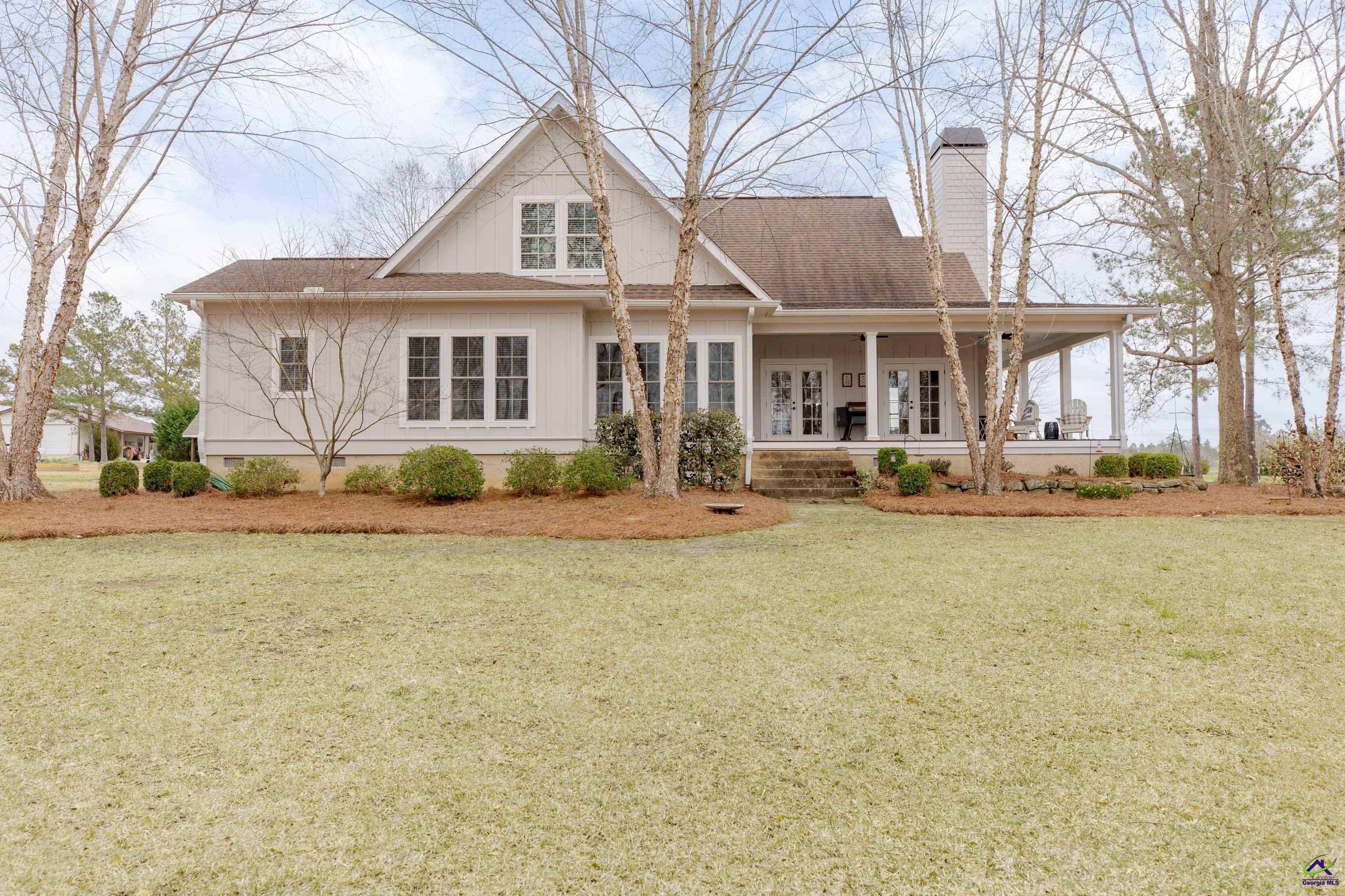 1610 Columbus Hwy