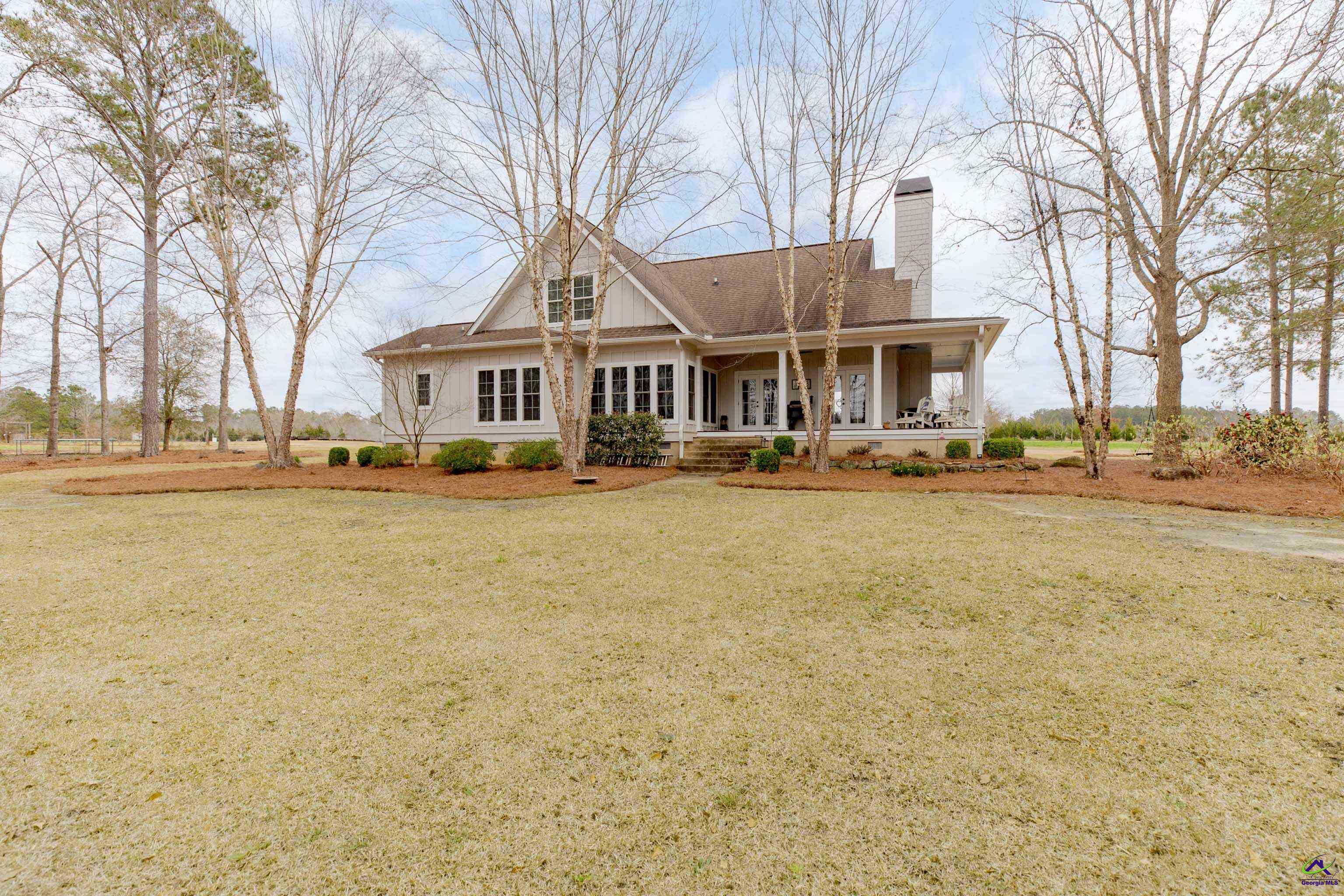 1610 Columbus Hwy