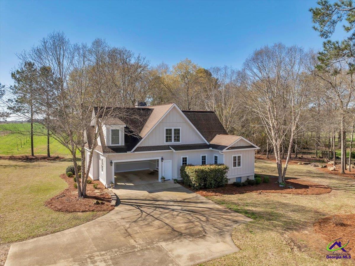 1610 Columbus Hwy