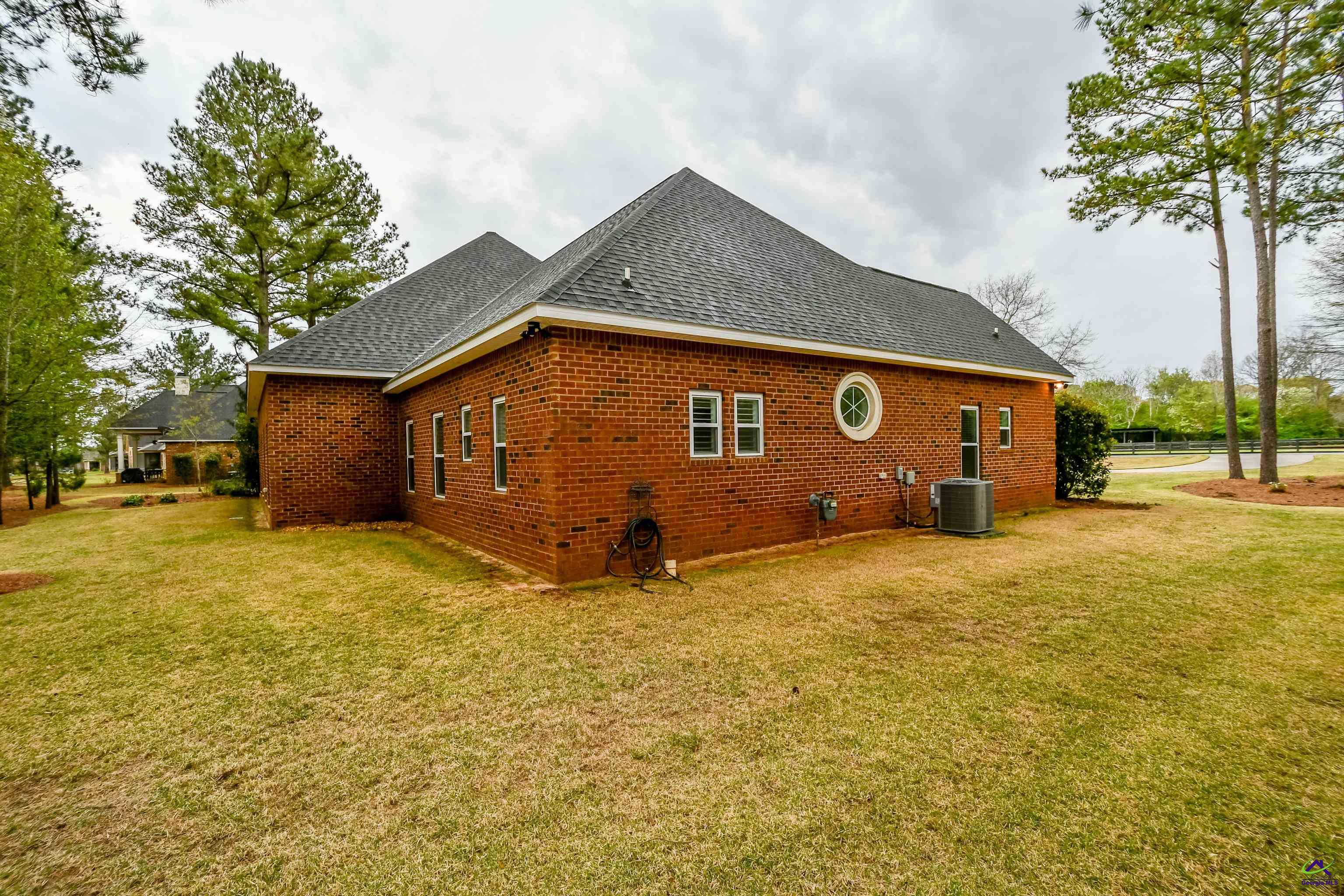 143 Harner Rd