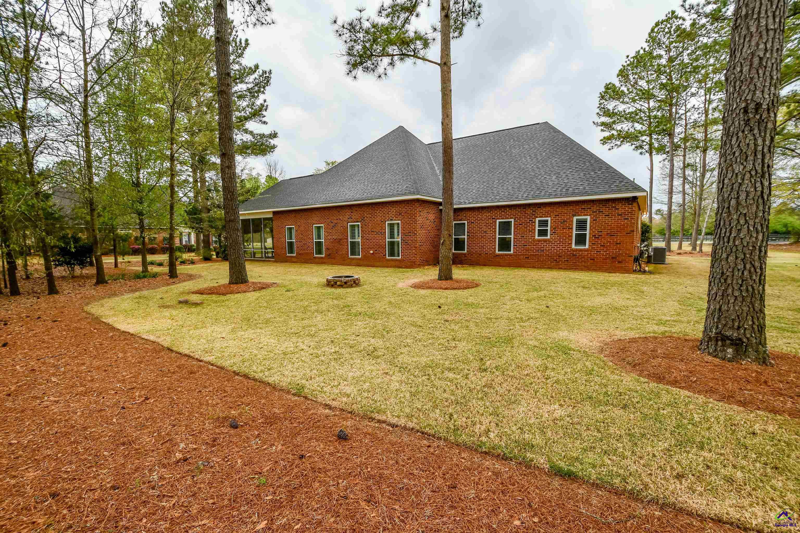 143 Harner Rd