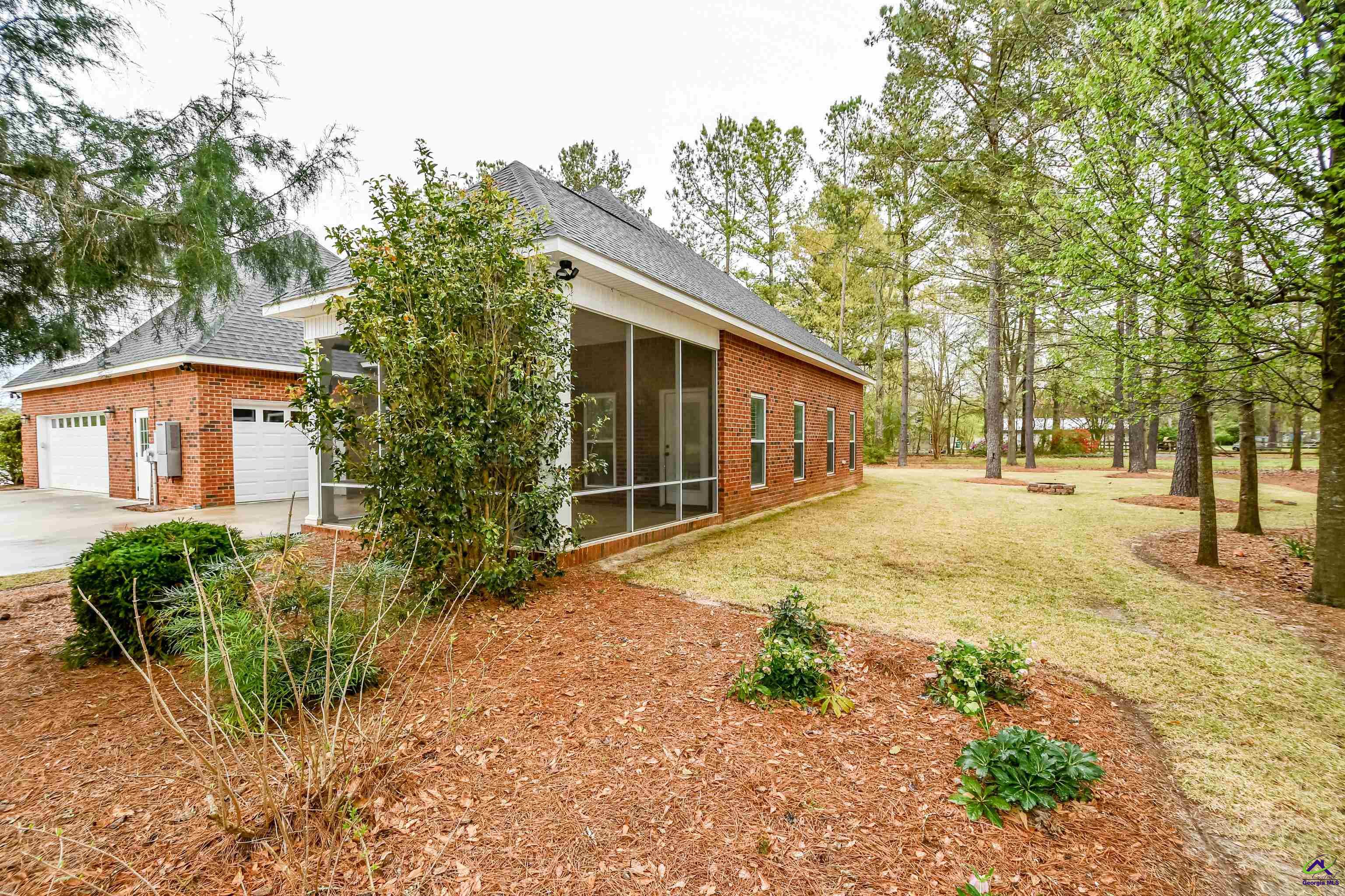 143 Harner Rd