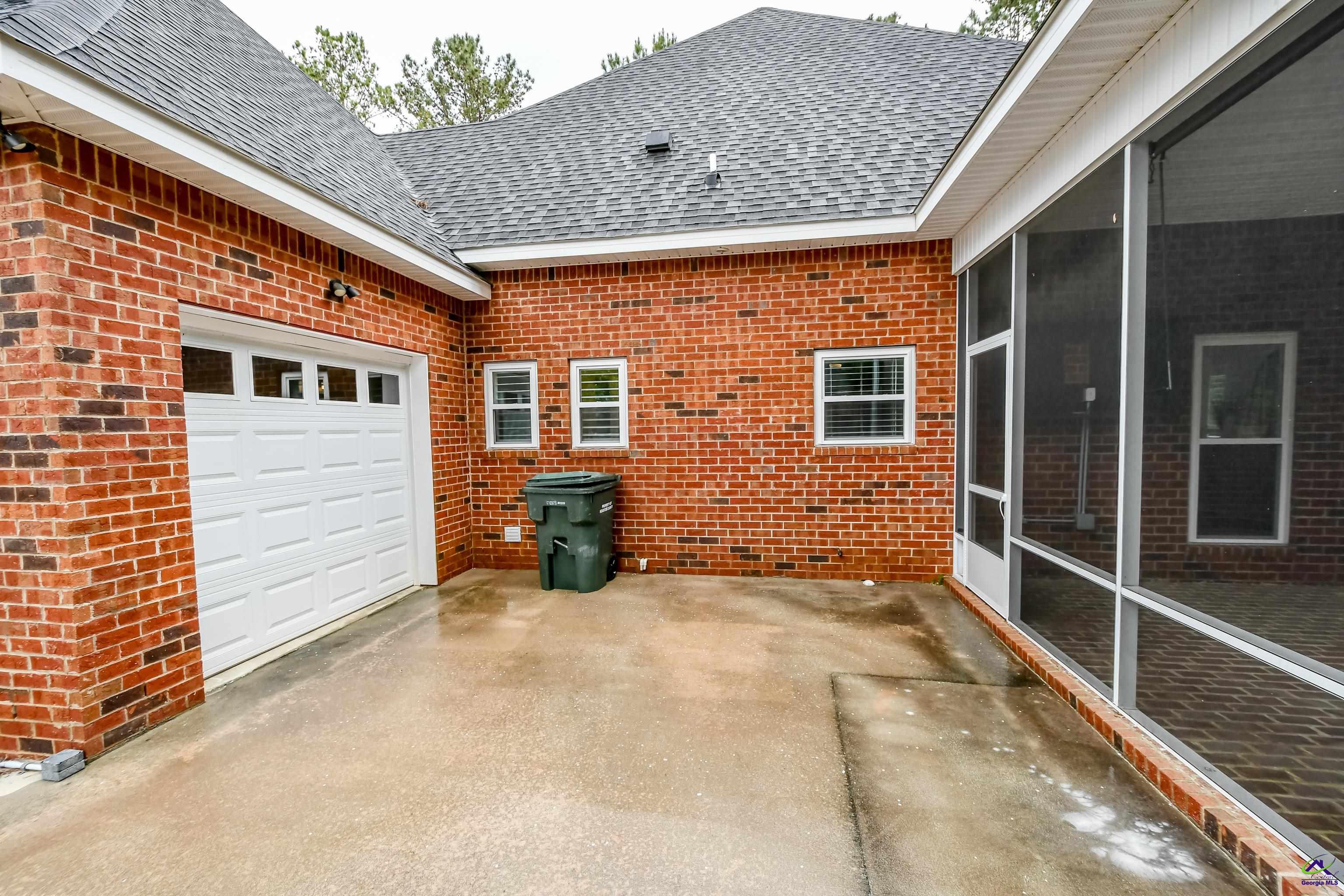 143 Harner Rd