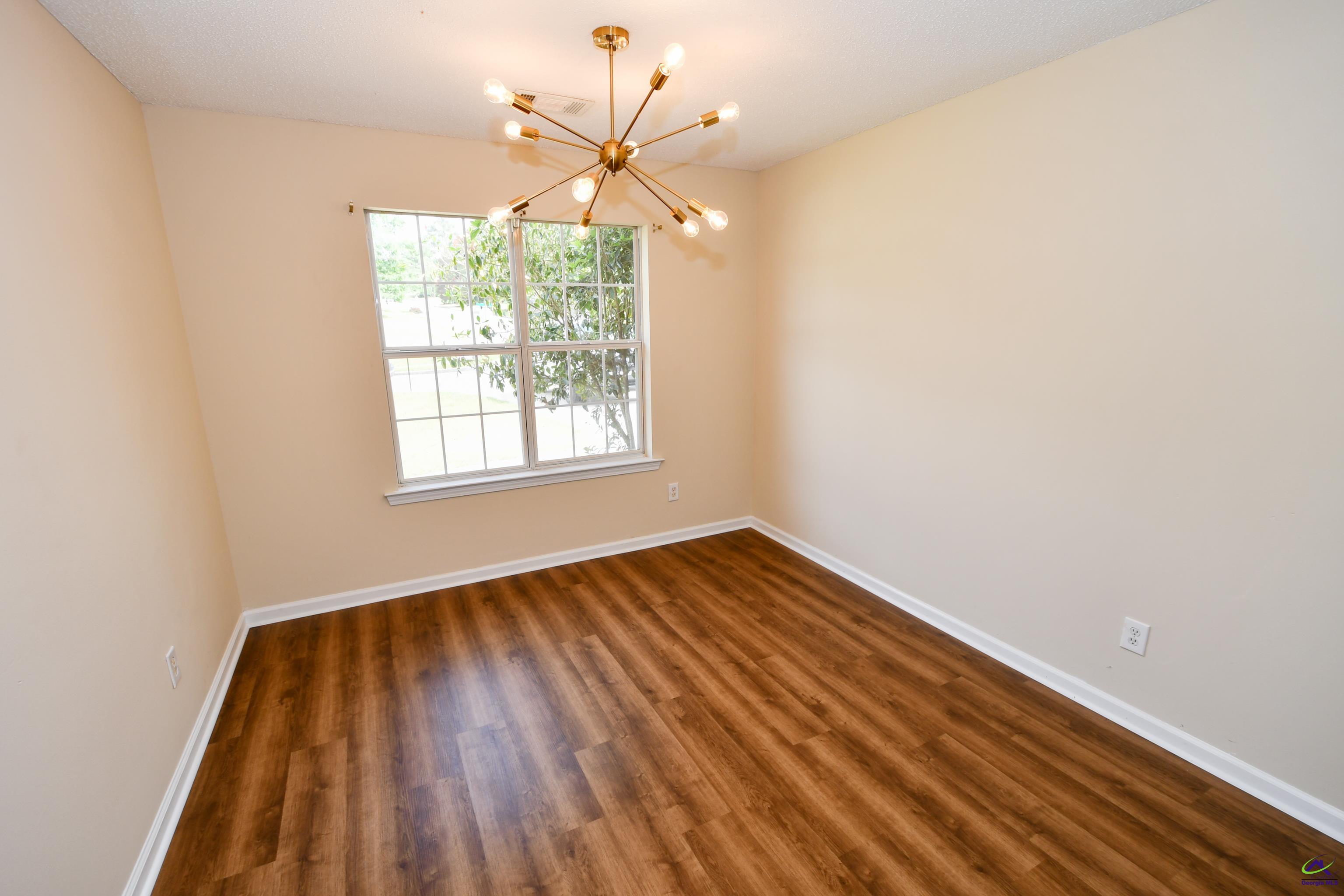 140 Willis Creek Road