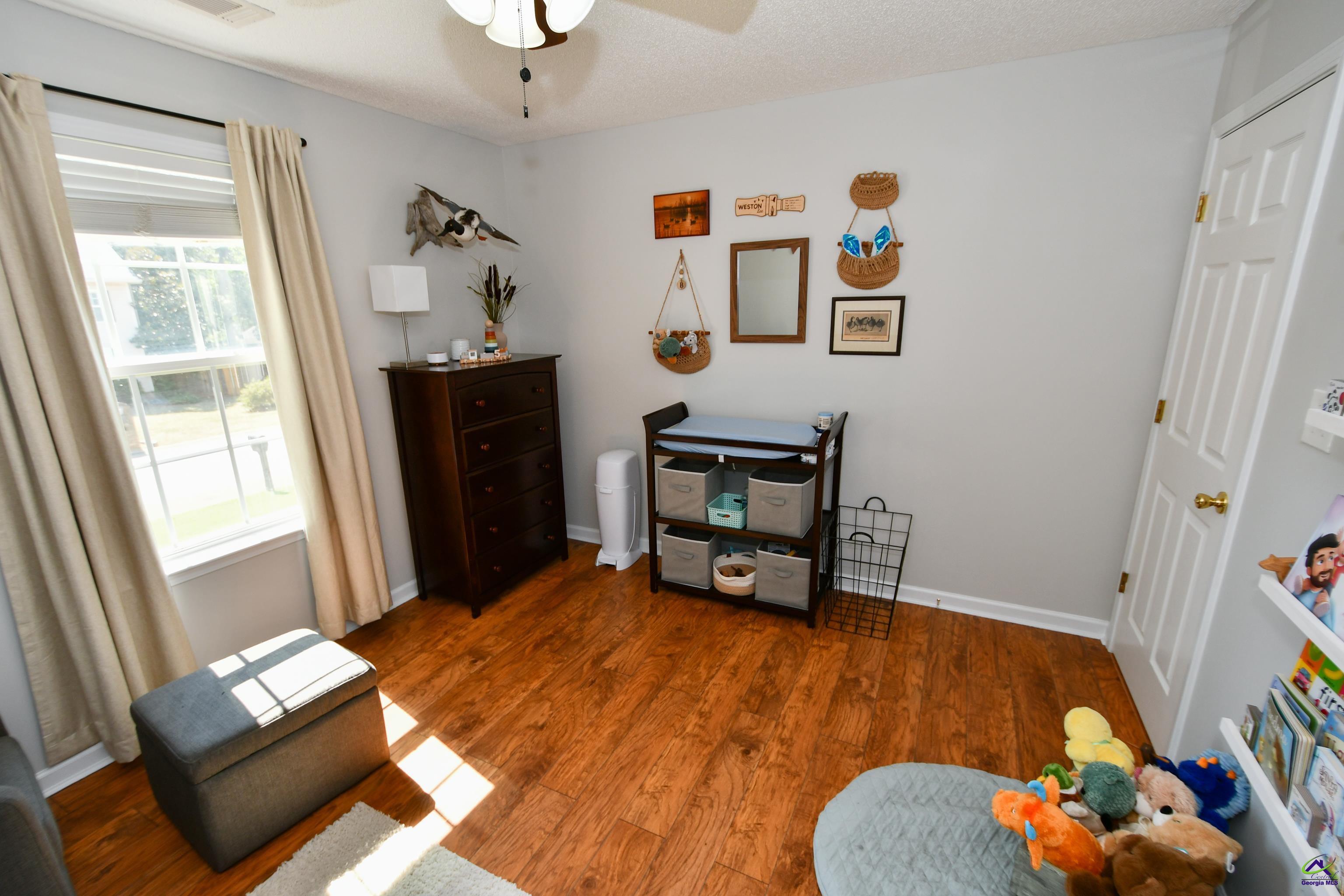 107 Jeannette Place