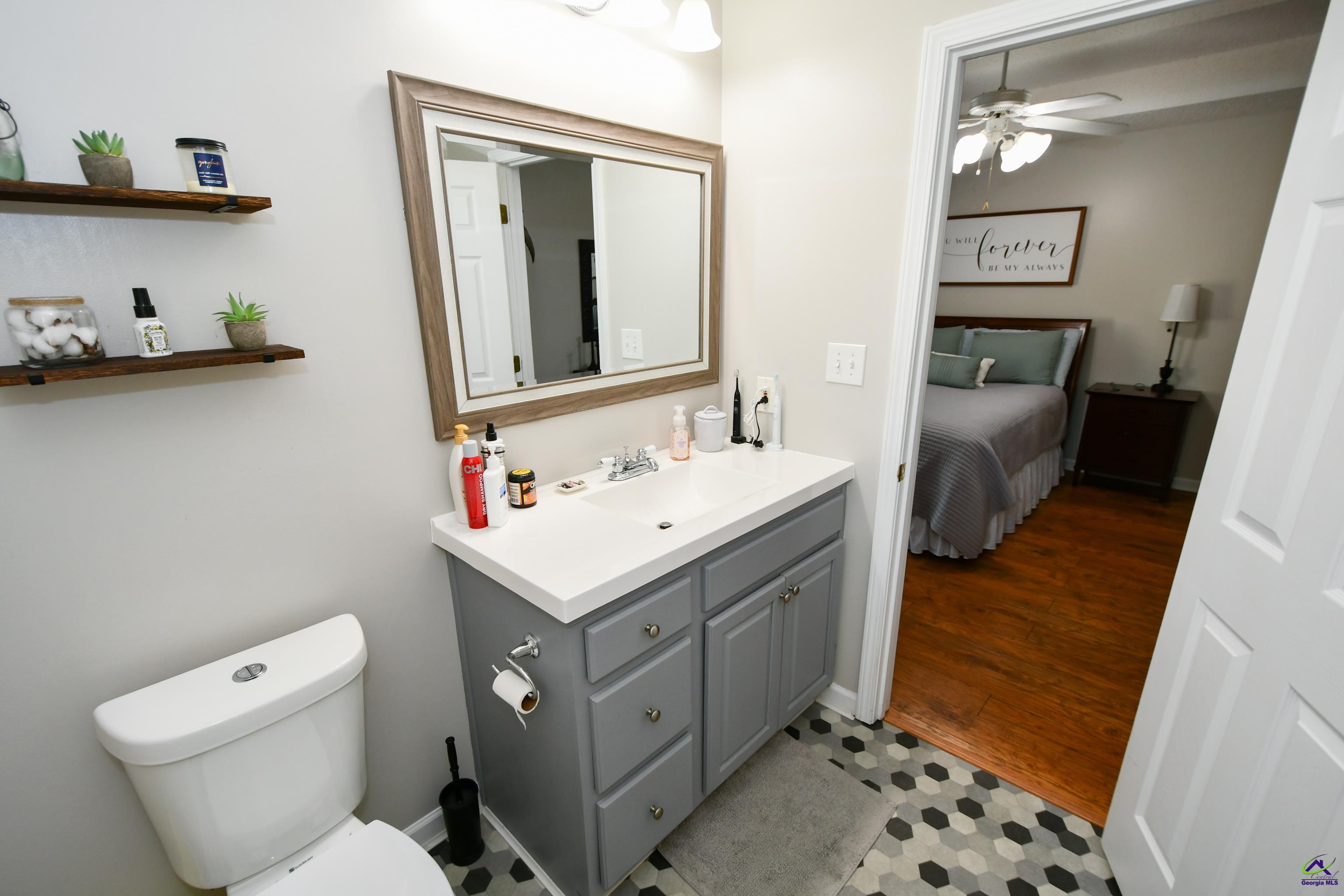 107 Jeannette Place