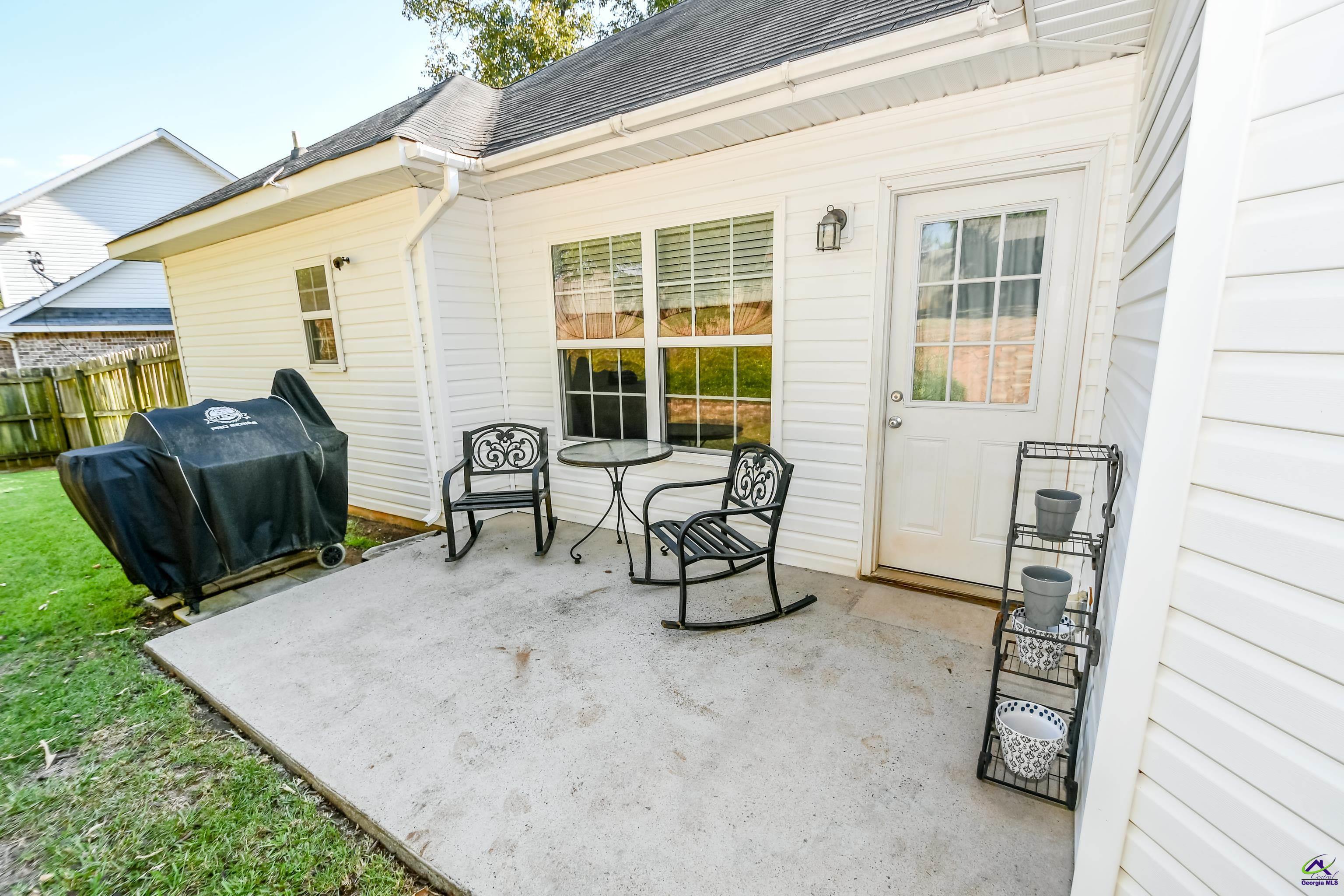107 Jeannette Place