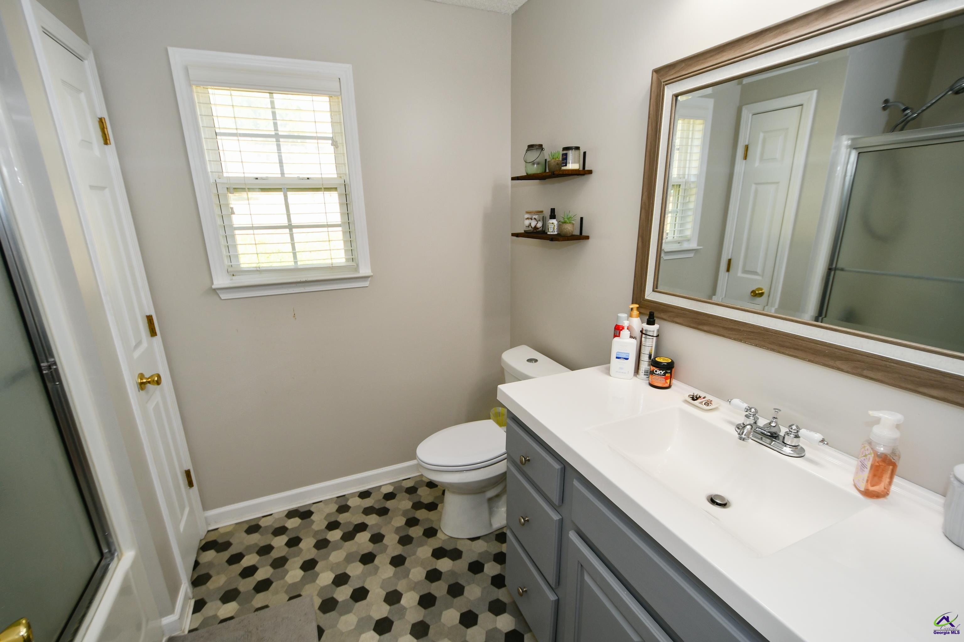107 Jeannette Place