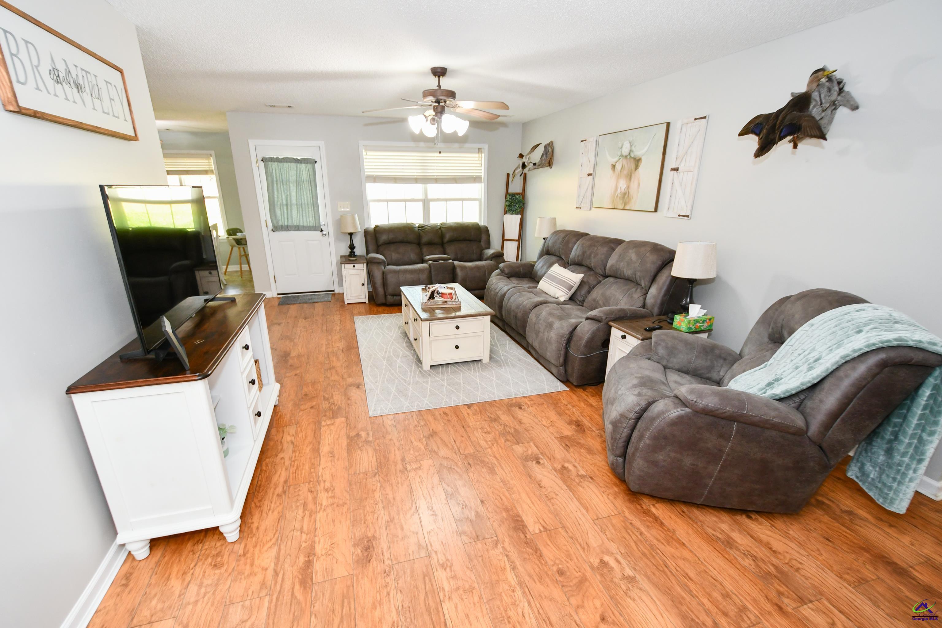 107 Jeannette Place