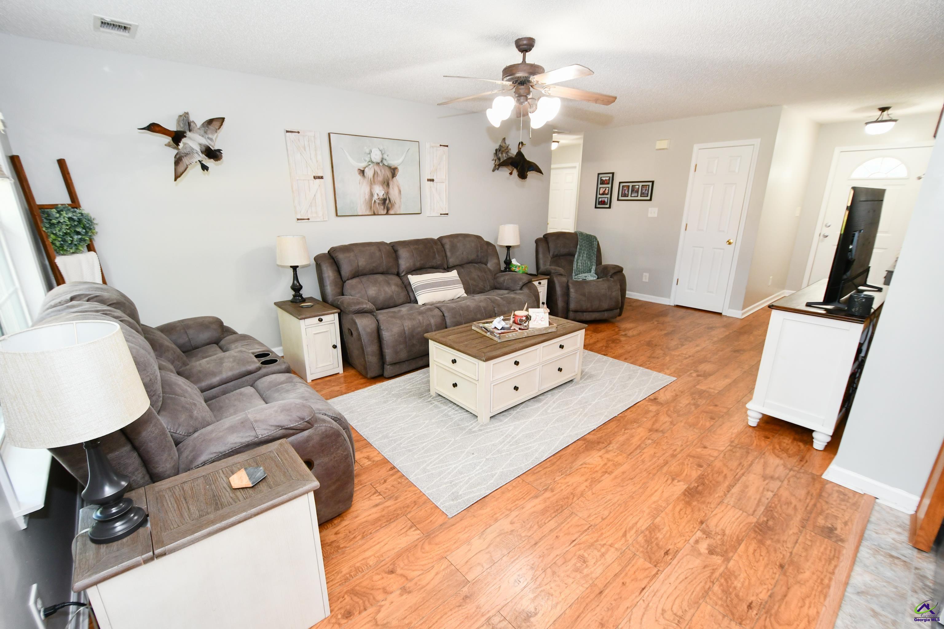 107 Jeannette Place