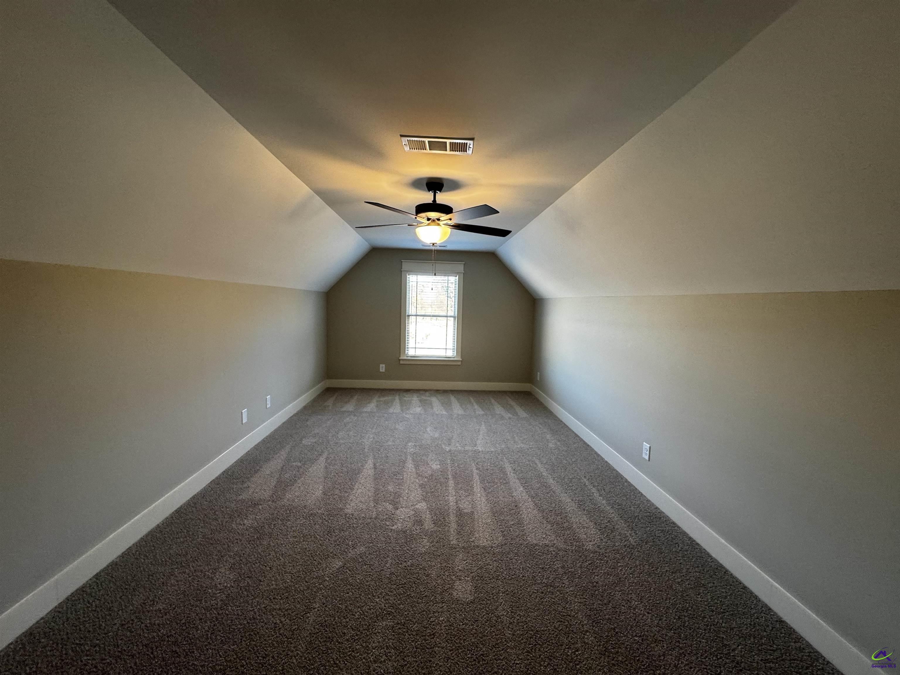 215 Golden Chestnut Bend
