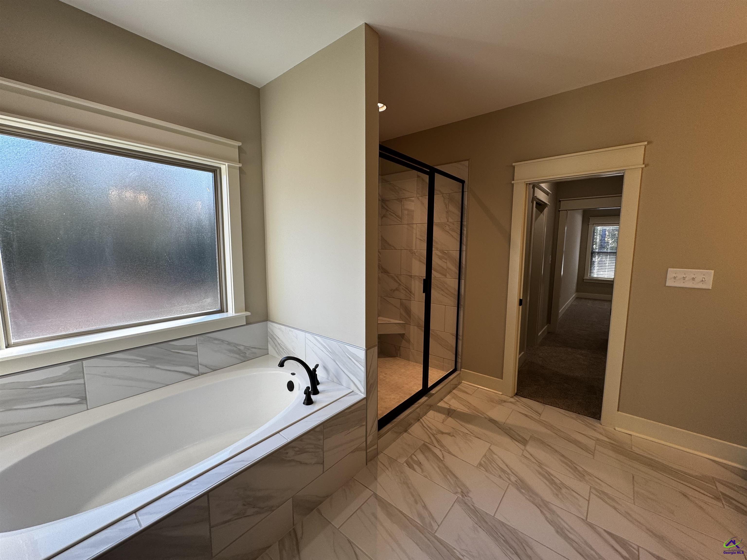 215 Golden Chestnut Bend