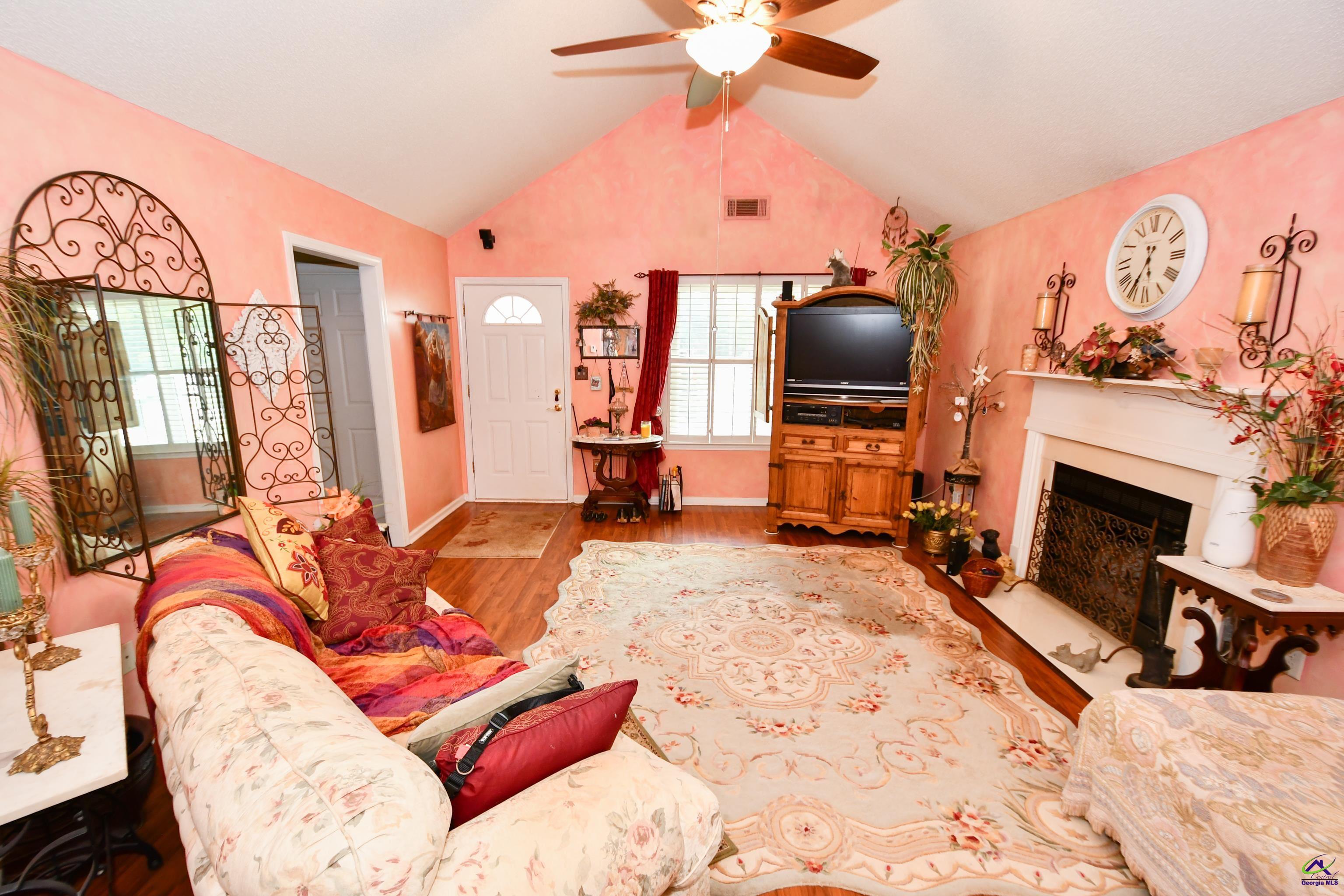 316 Chadwyck Circle