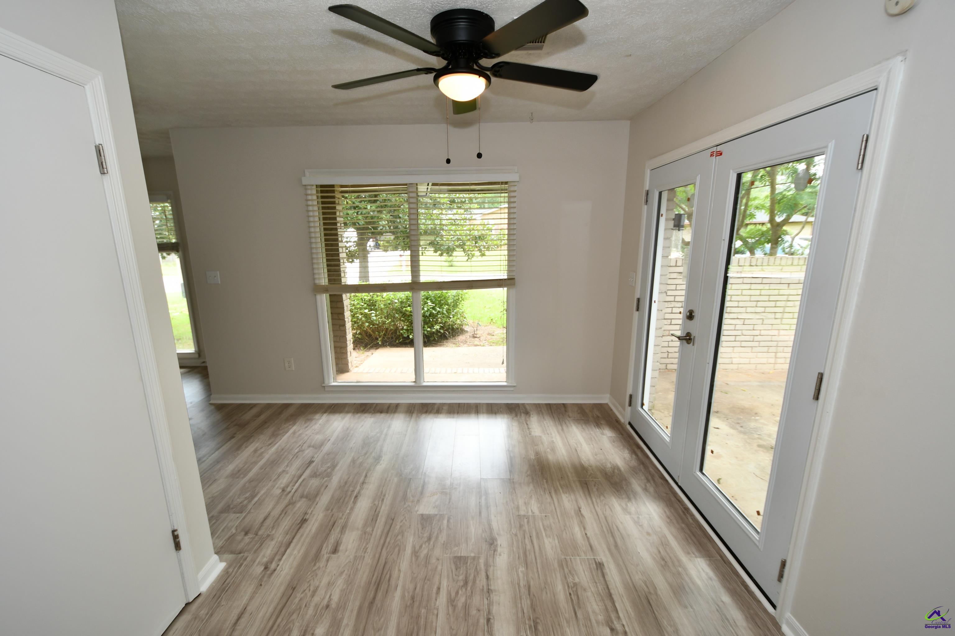 260 Valencia Circle