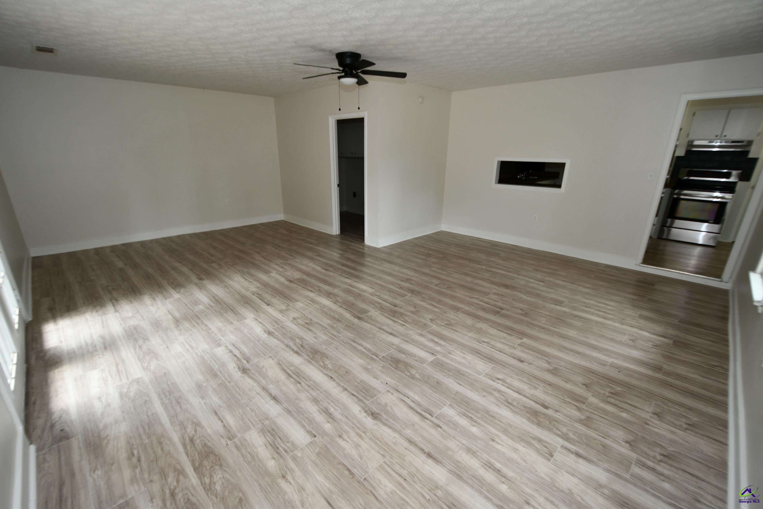 260 Valencia Circle