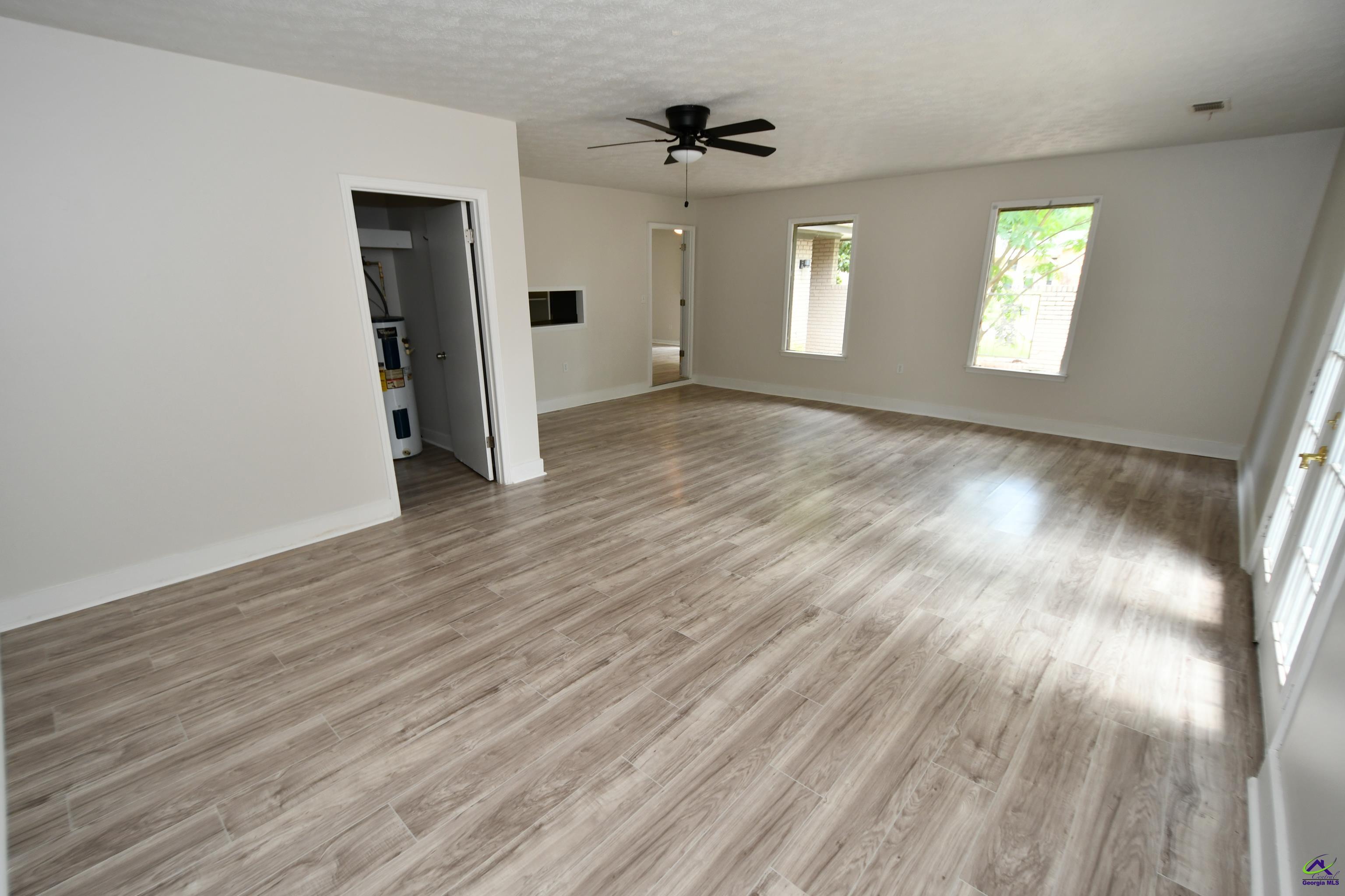 260 Valencia Circle