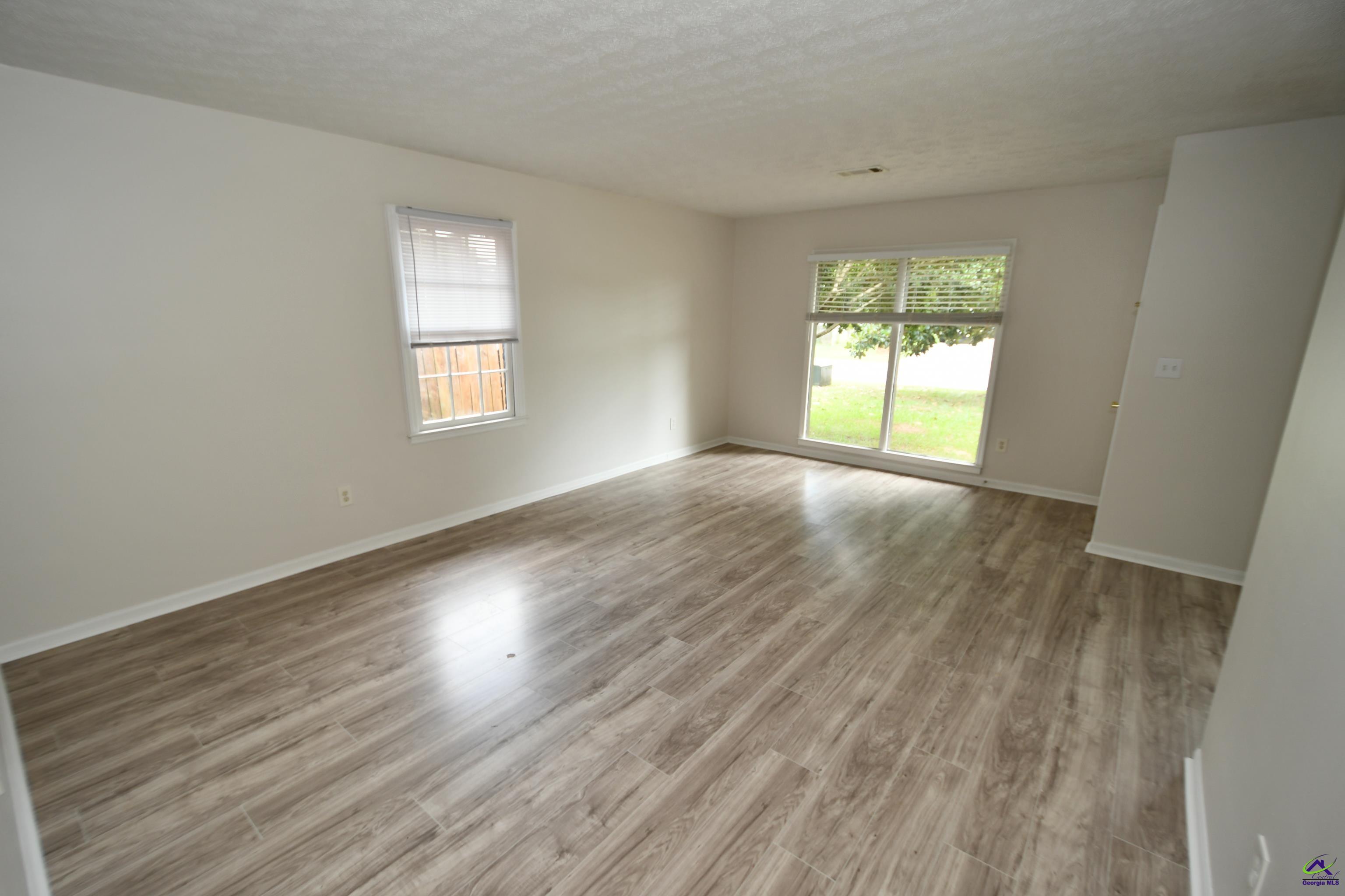 260 Valencia Circle