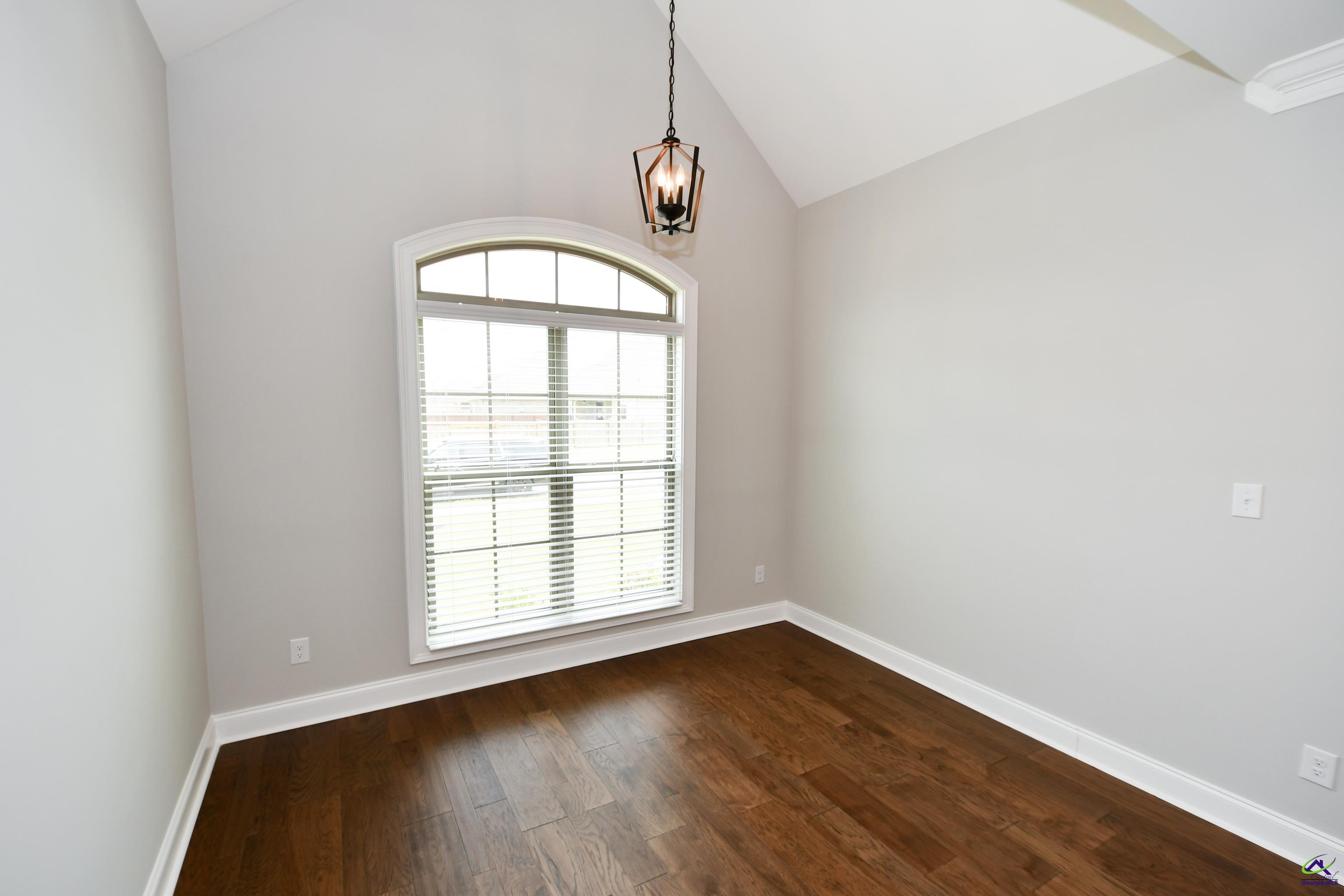 503 Foxberry Nook