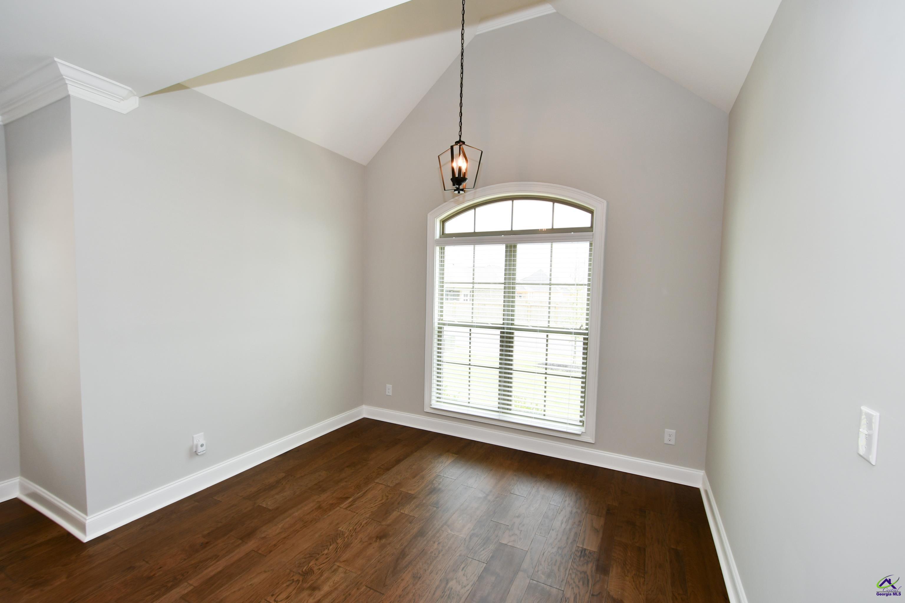 503 Foxberry Nook