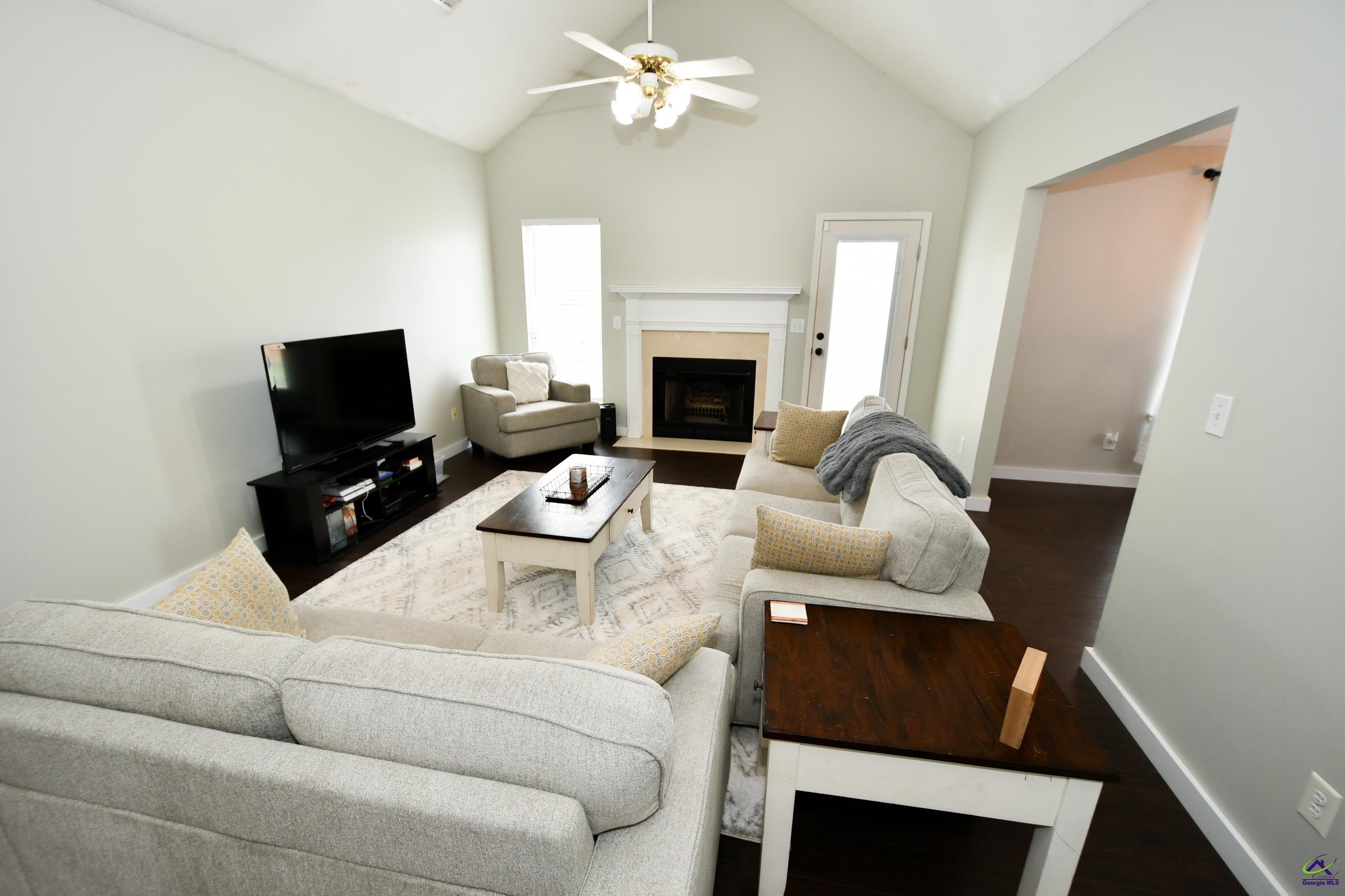 111 Camelot Place