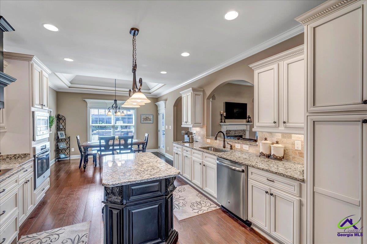 1034 Chattahoochee Drive