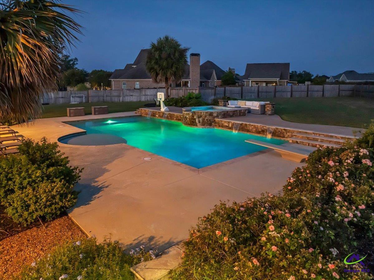 1034 Chattahoochee Drive
