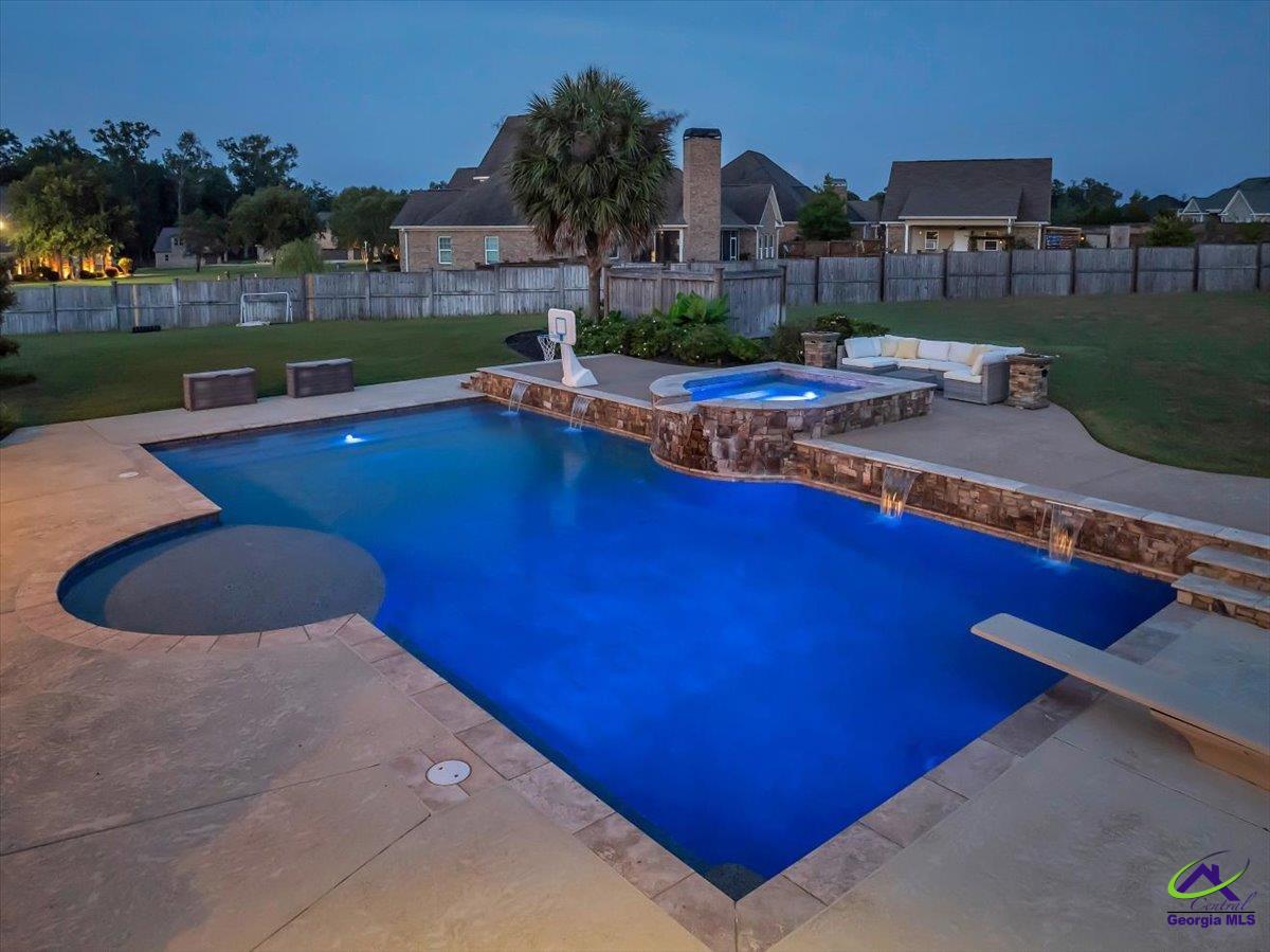 1034 Chattahoochee Drive