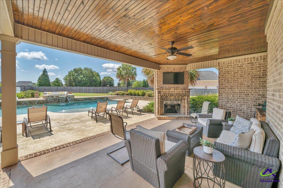 1034 Chattahoochee Drive
